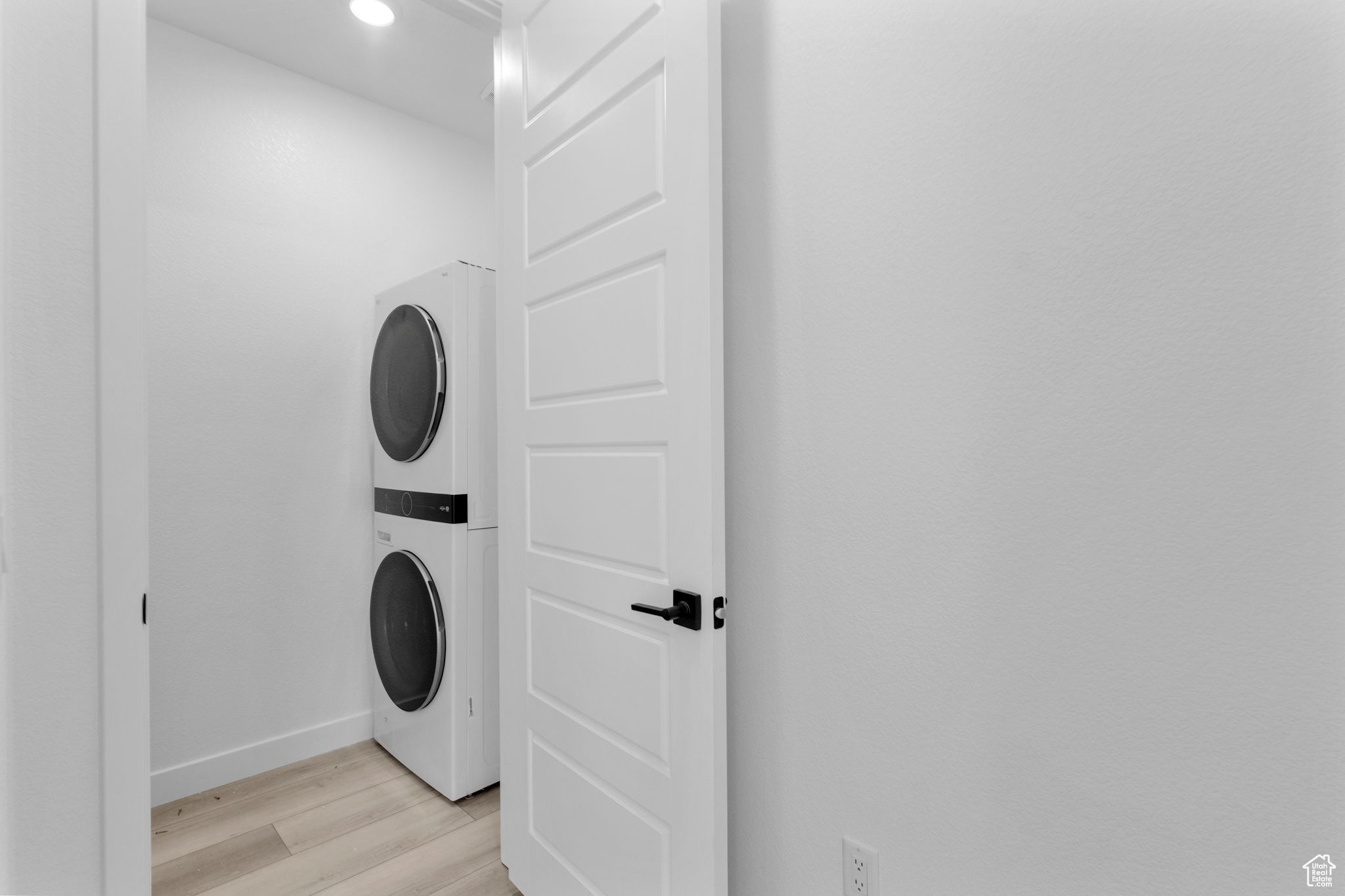 CECITA CREST AT DIVARIO 4 - Residential