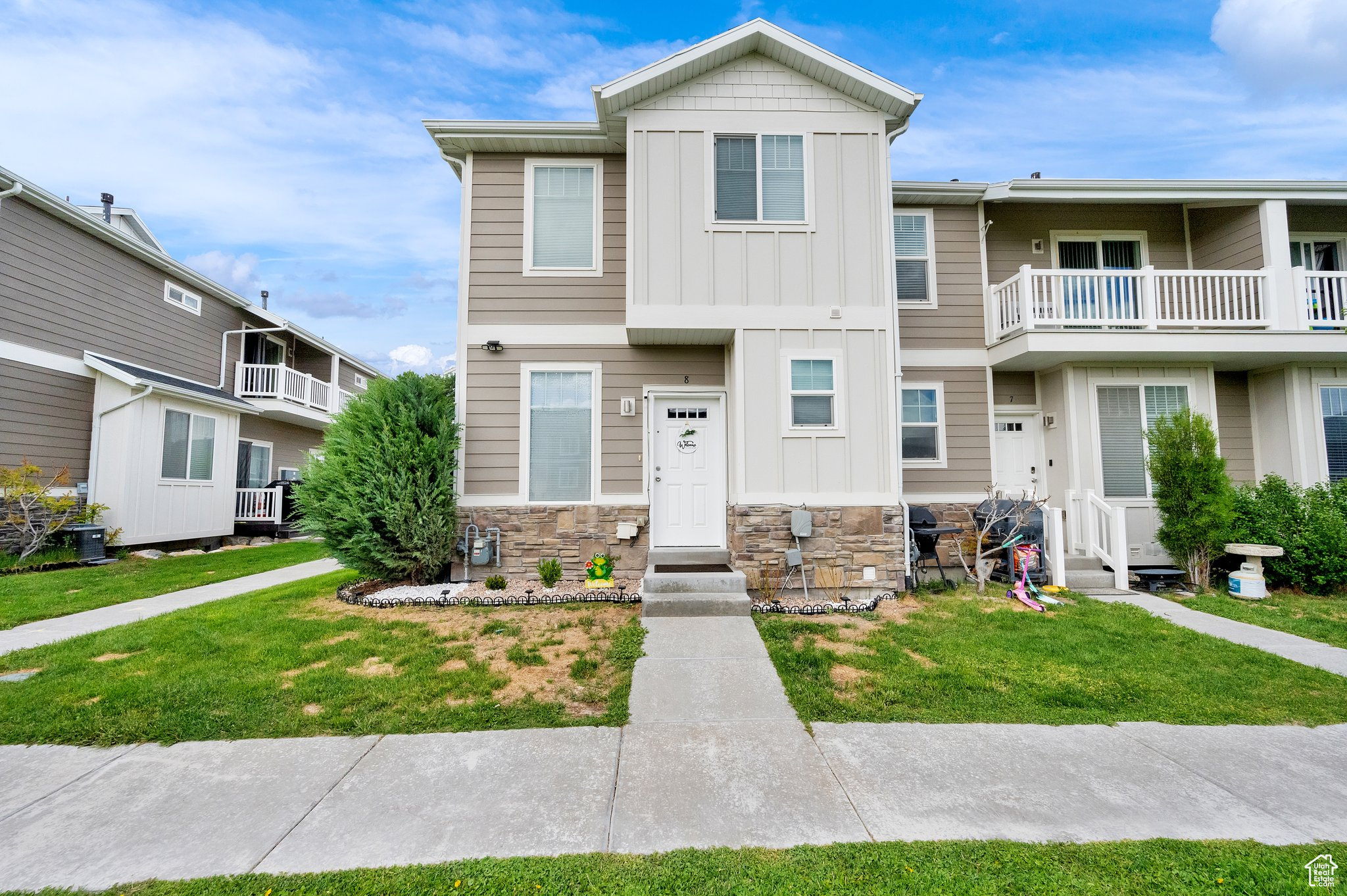 EAGLE POINT - Residential