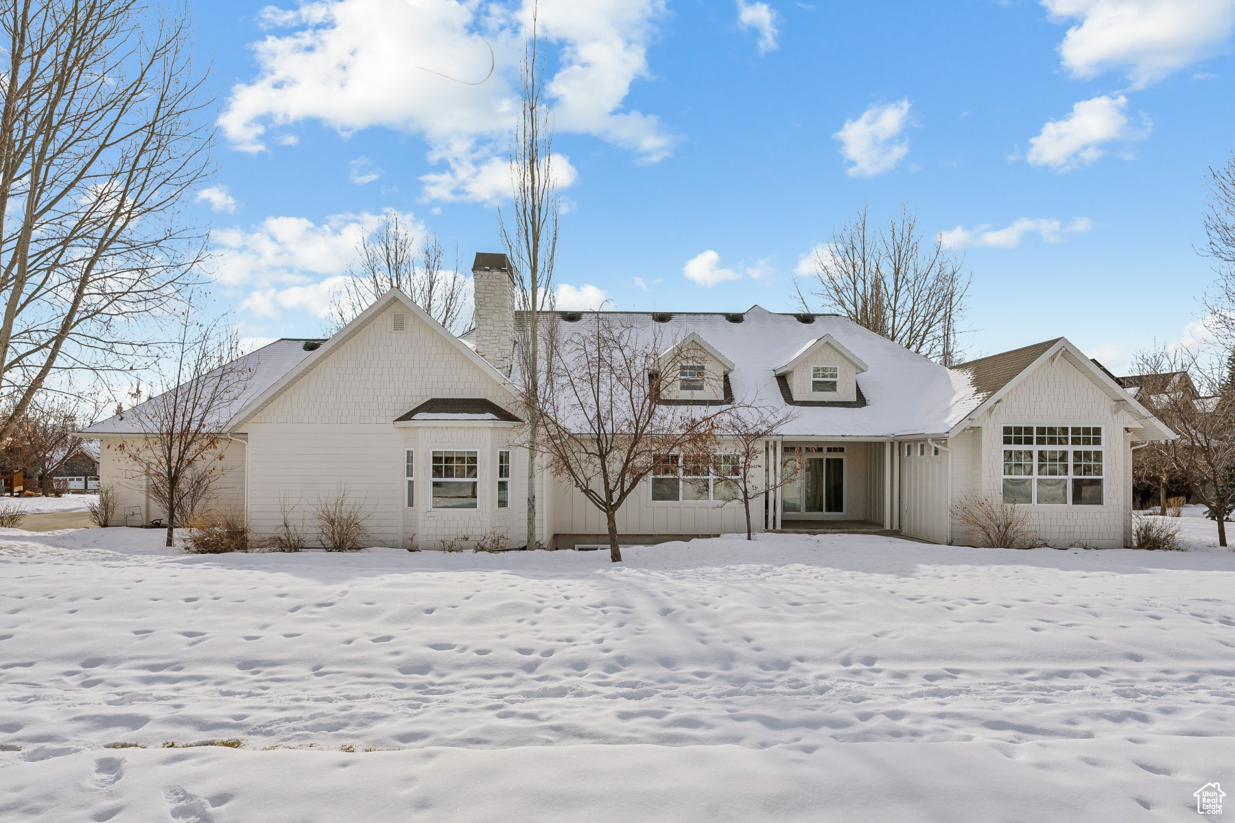 DUTCH FIELDS - Residential