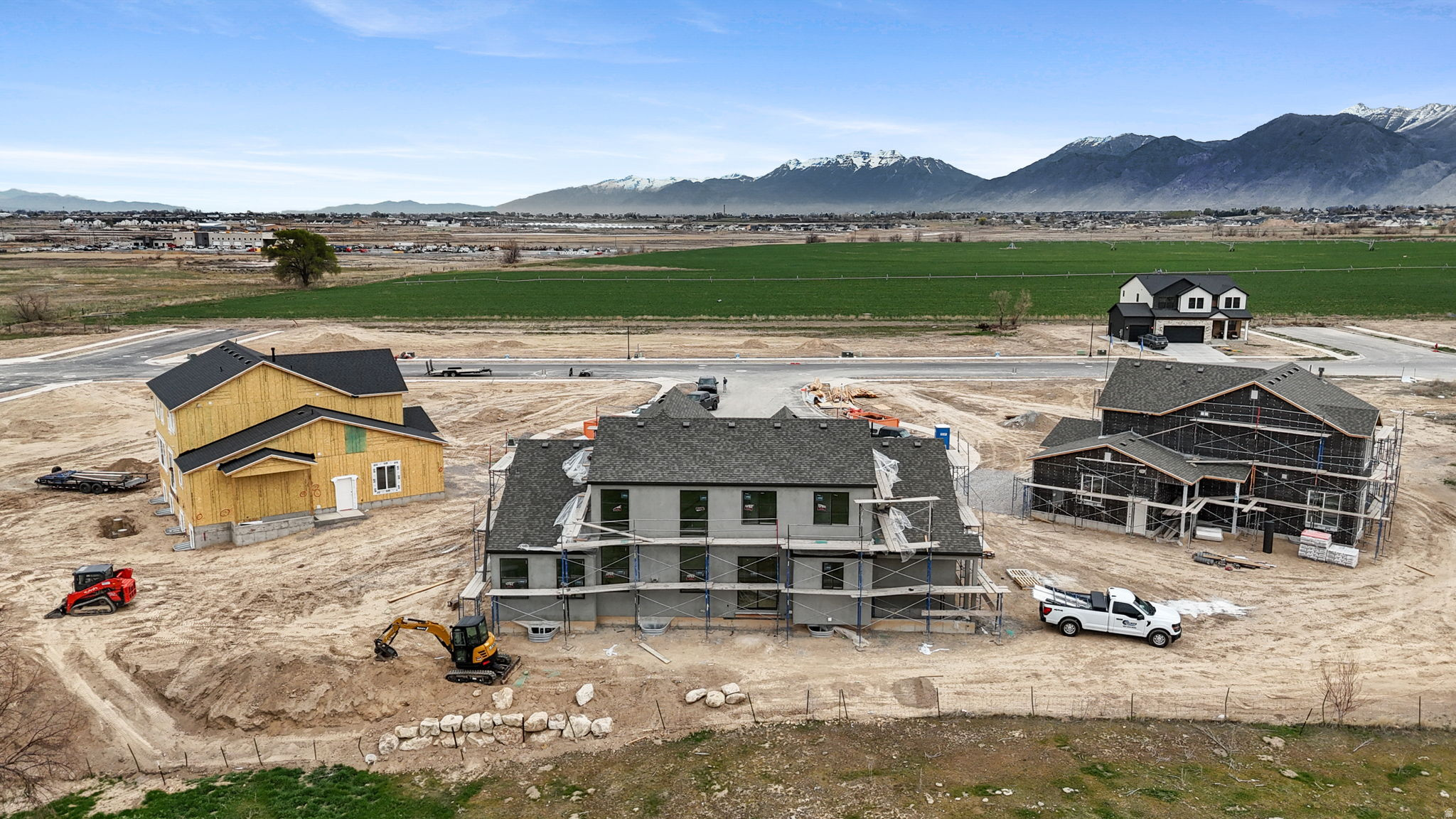 DAVIS FARMS - Residential