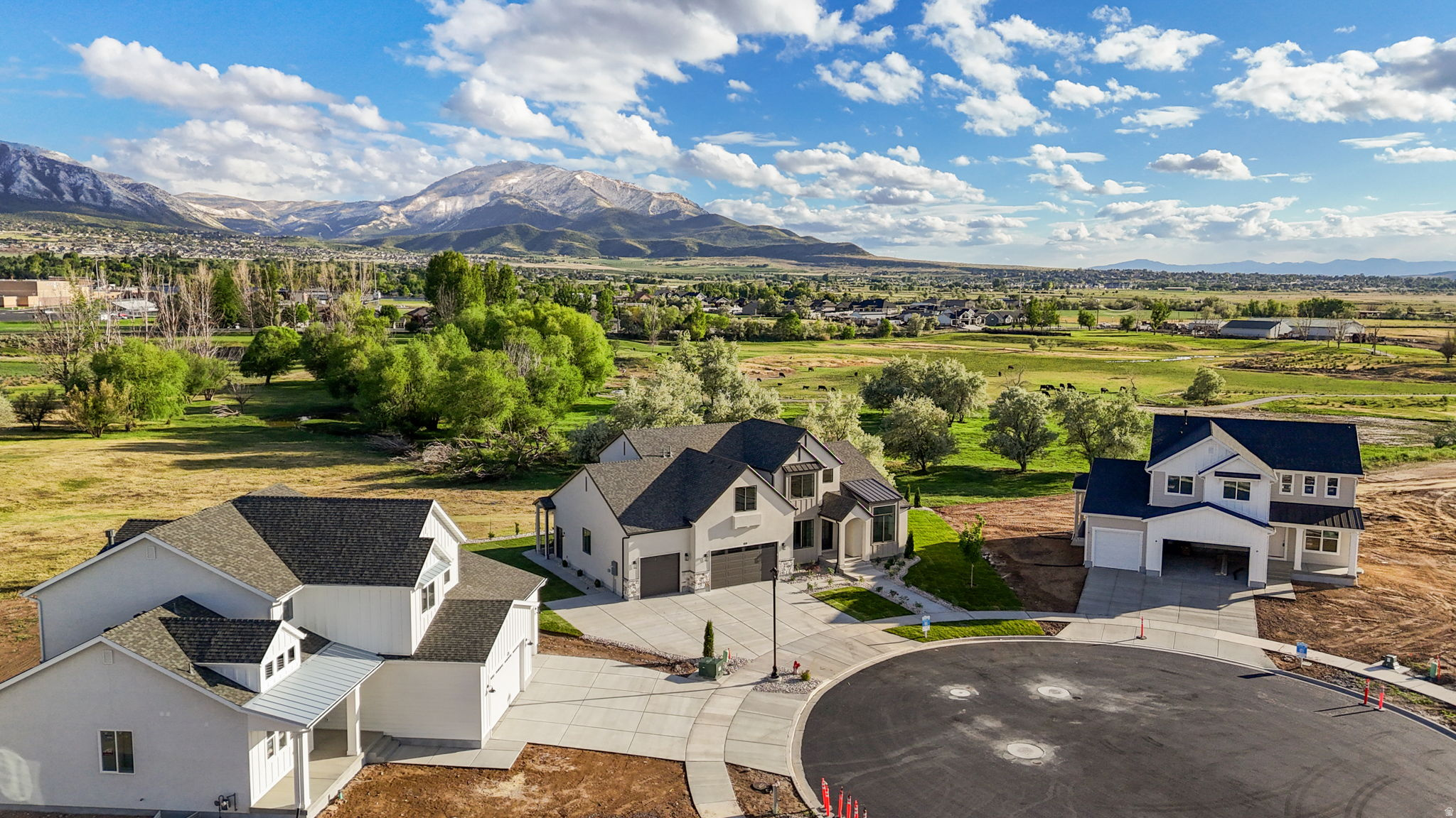 DAVIS FARMS - Residential