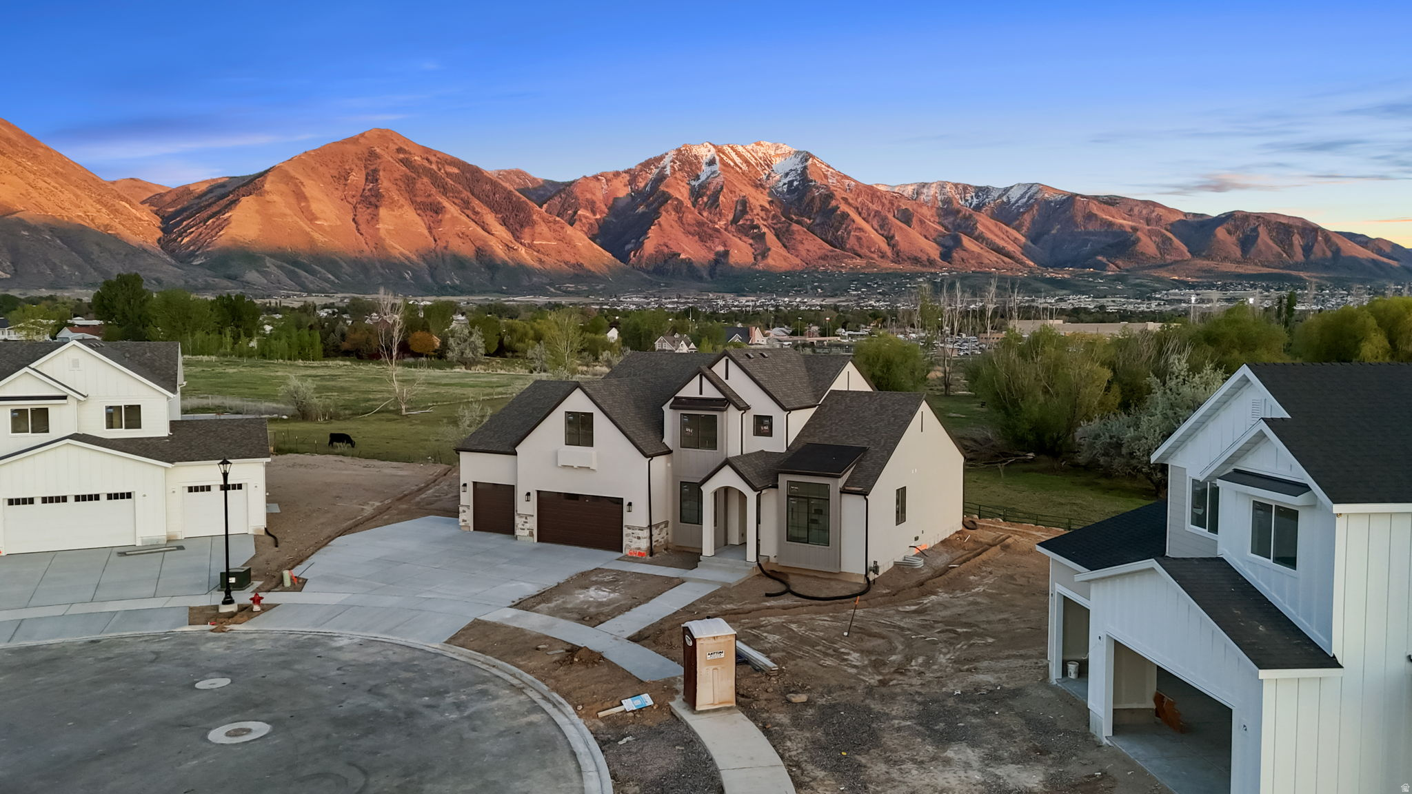 DAVIS FARMS - Residential