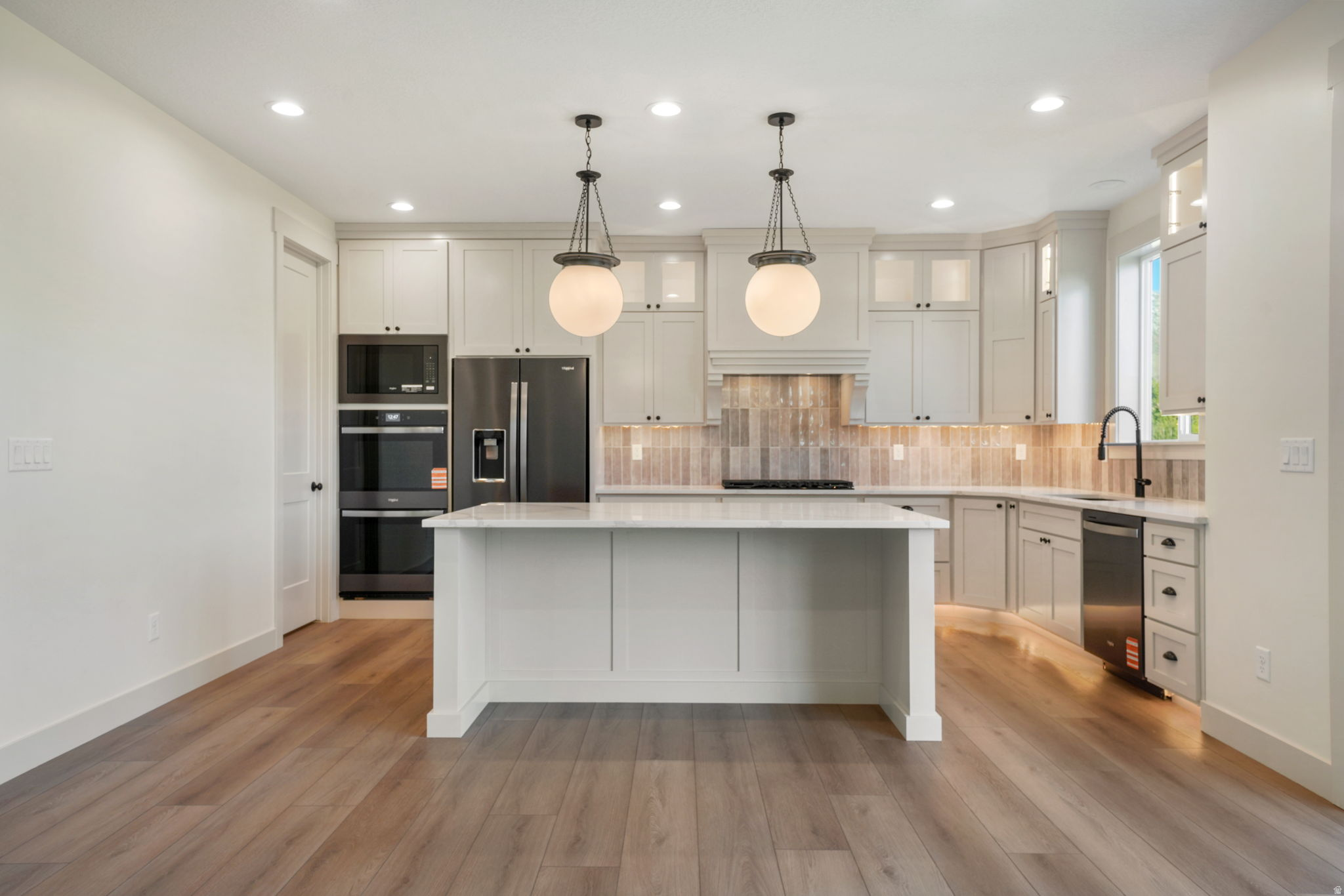 DAVIS FARMS - Residential
