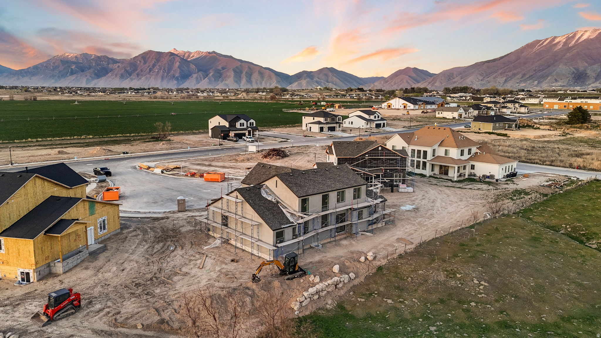 DAVIS FARMS - Residential