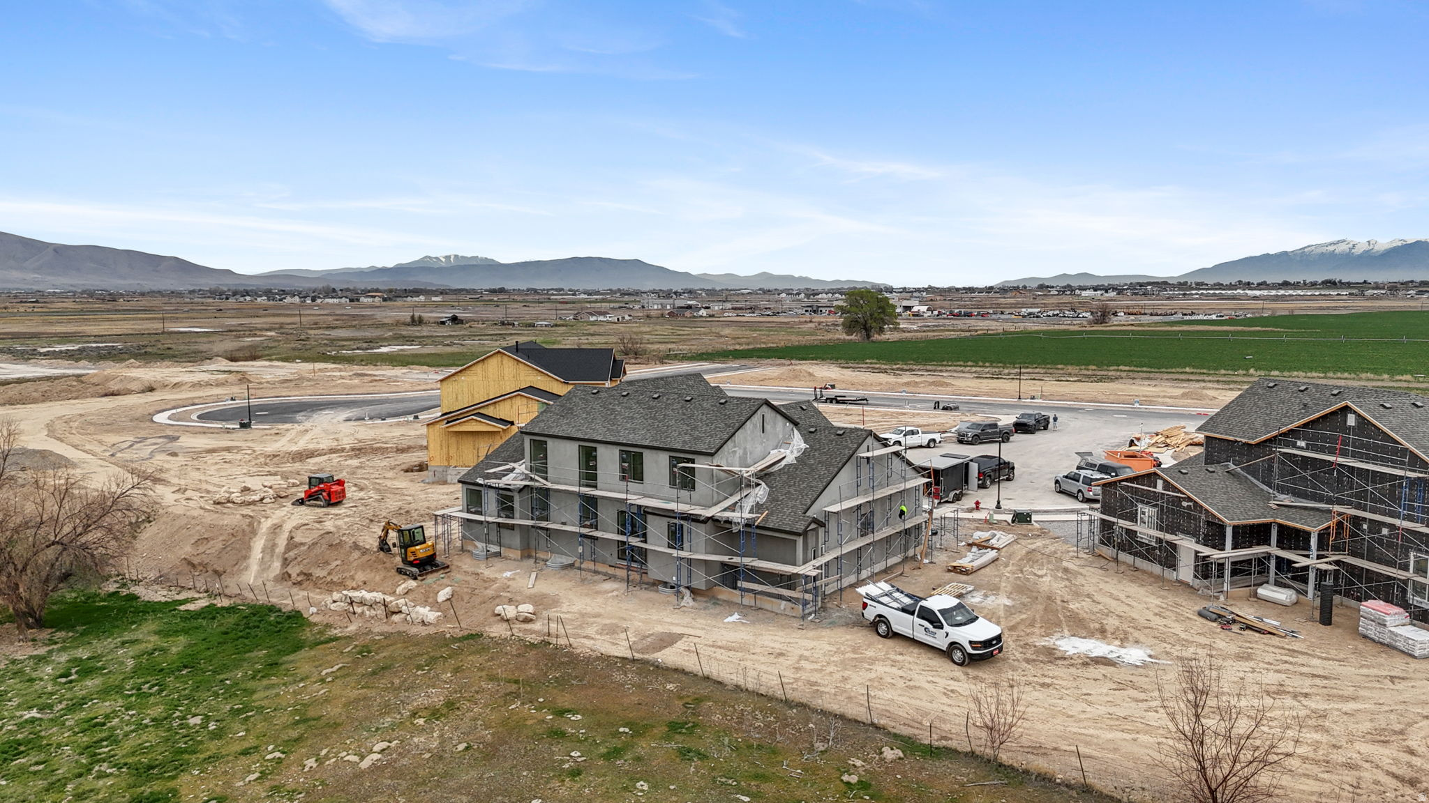 DAVIS FARMS - Residential