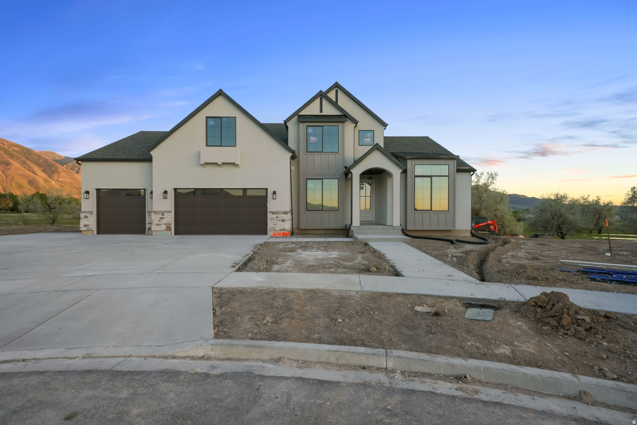 DAVIS FARMS - Residential