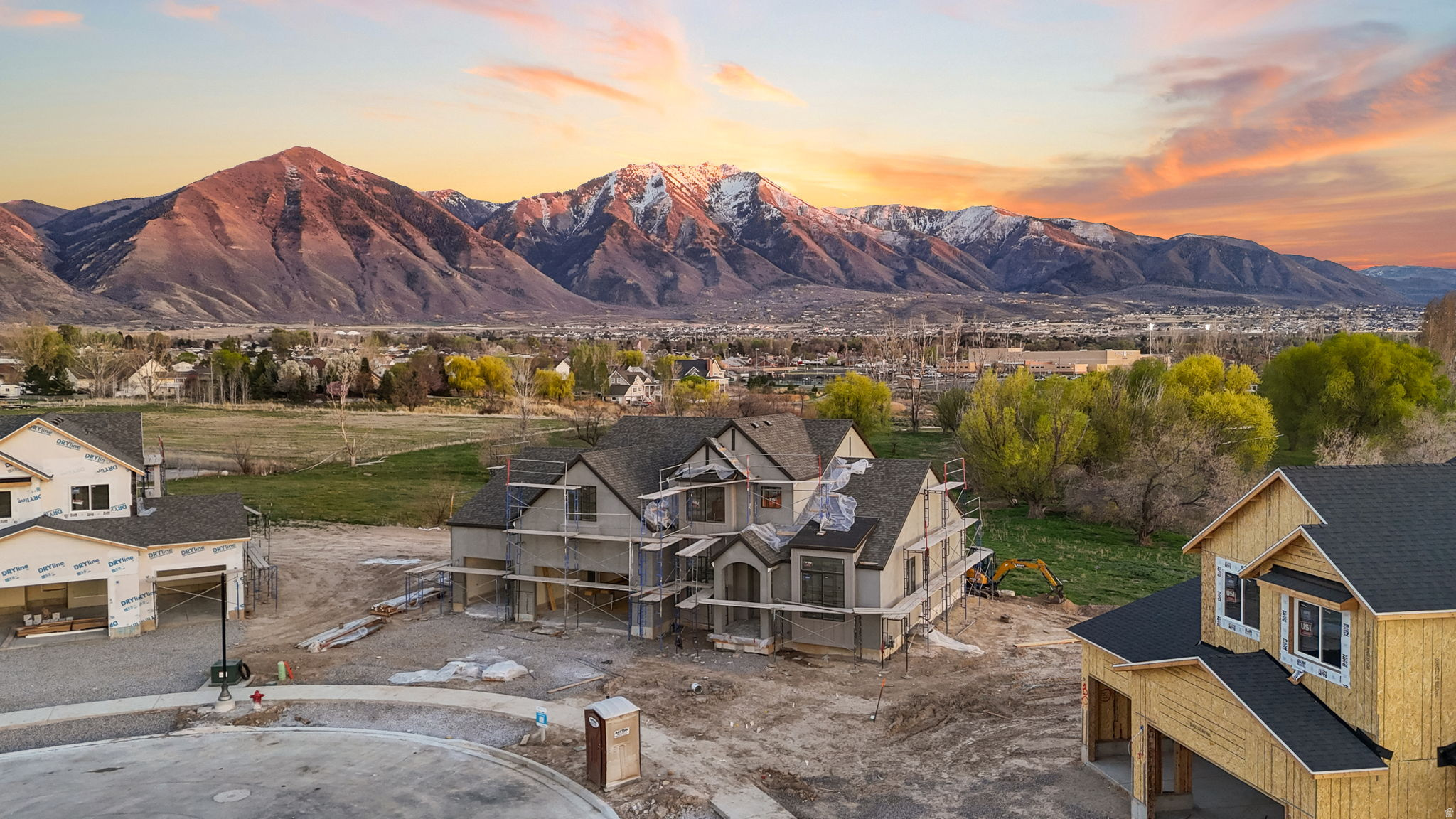 DAVIS FARMS - Residential