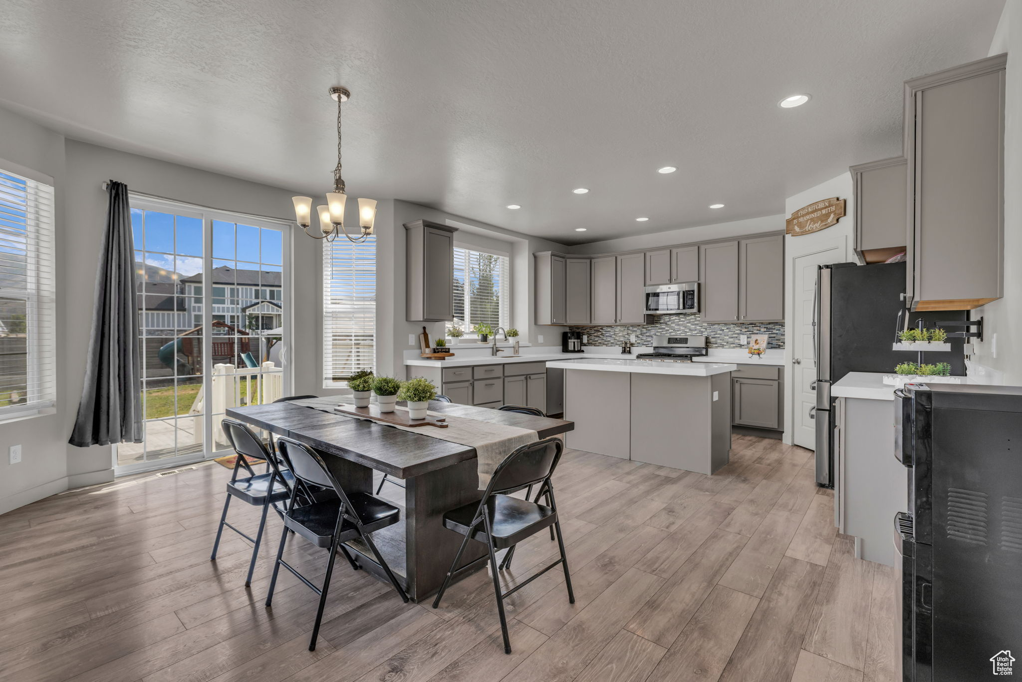 JUNIPER ESTATES - Residential