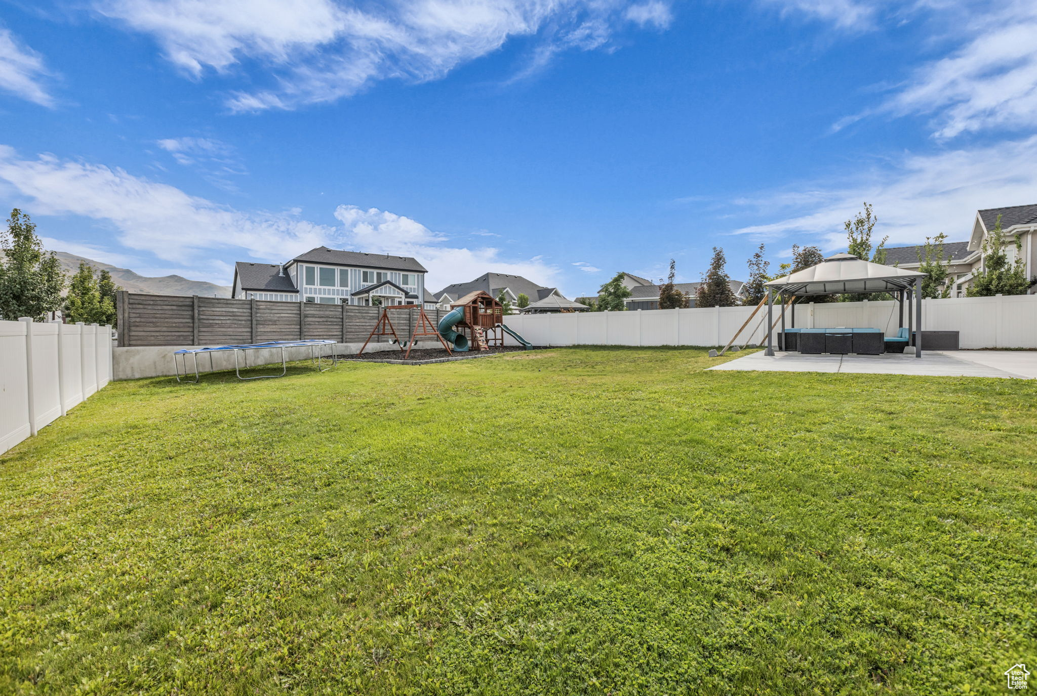 JUNIPER ESTATES - Residential