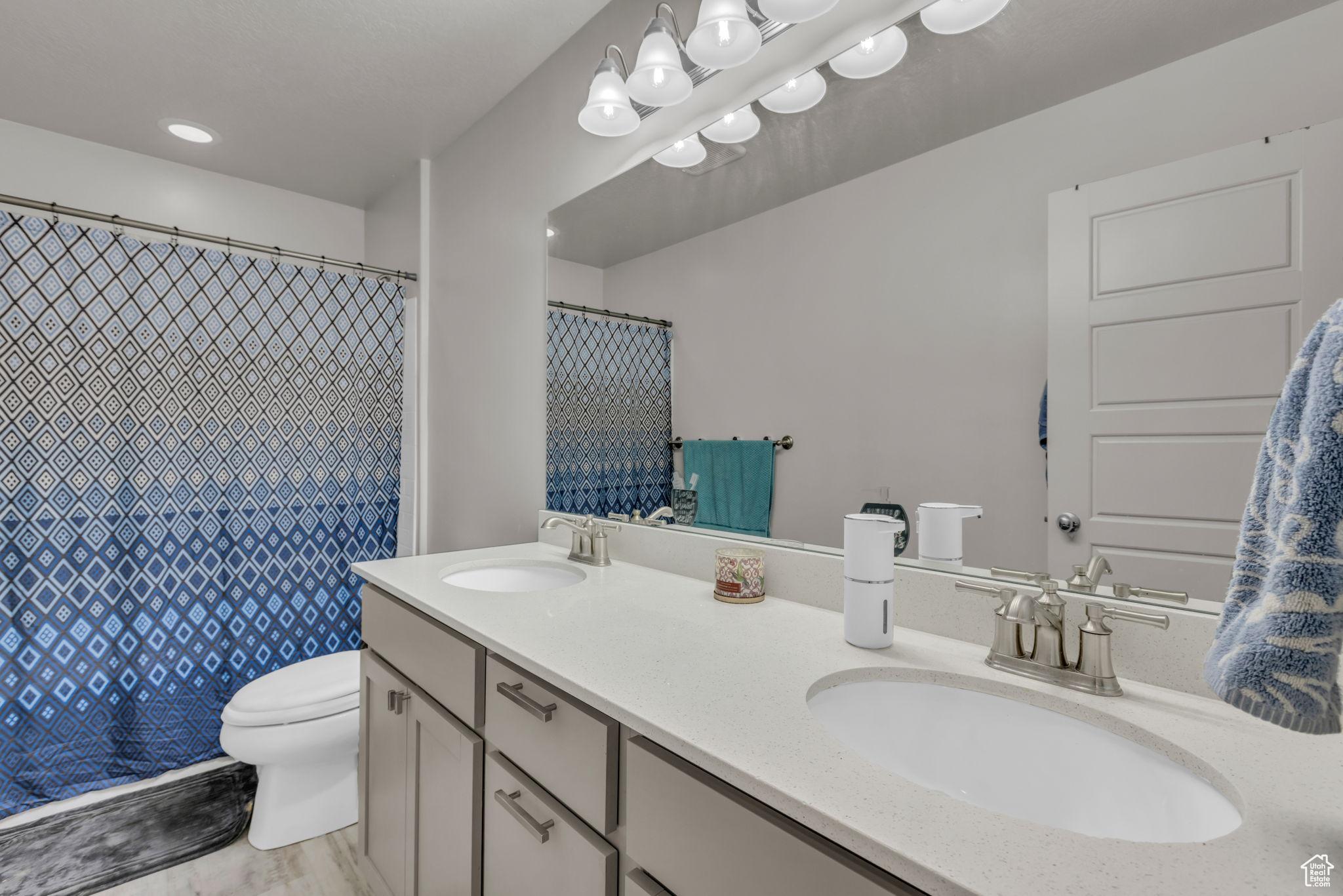 JUNIPER ESTATES - Residential