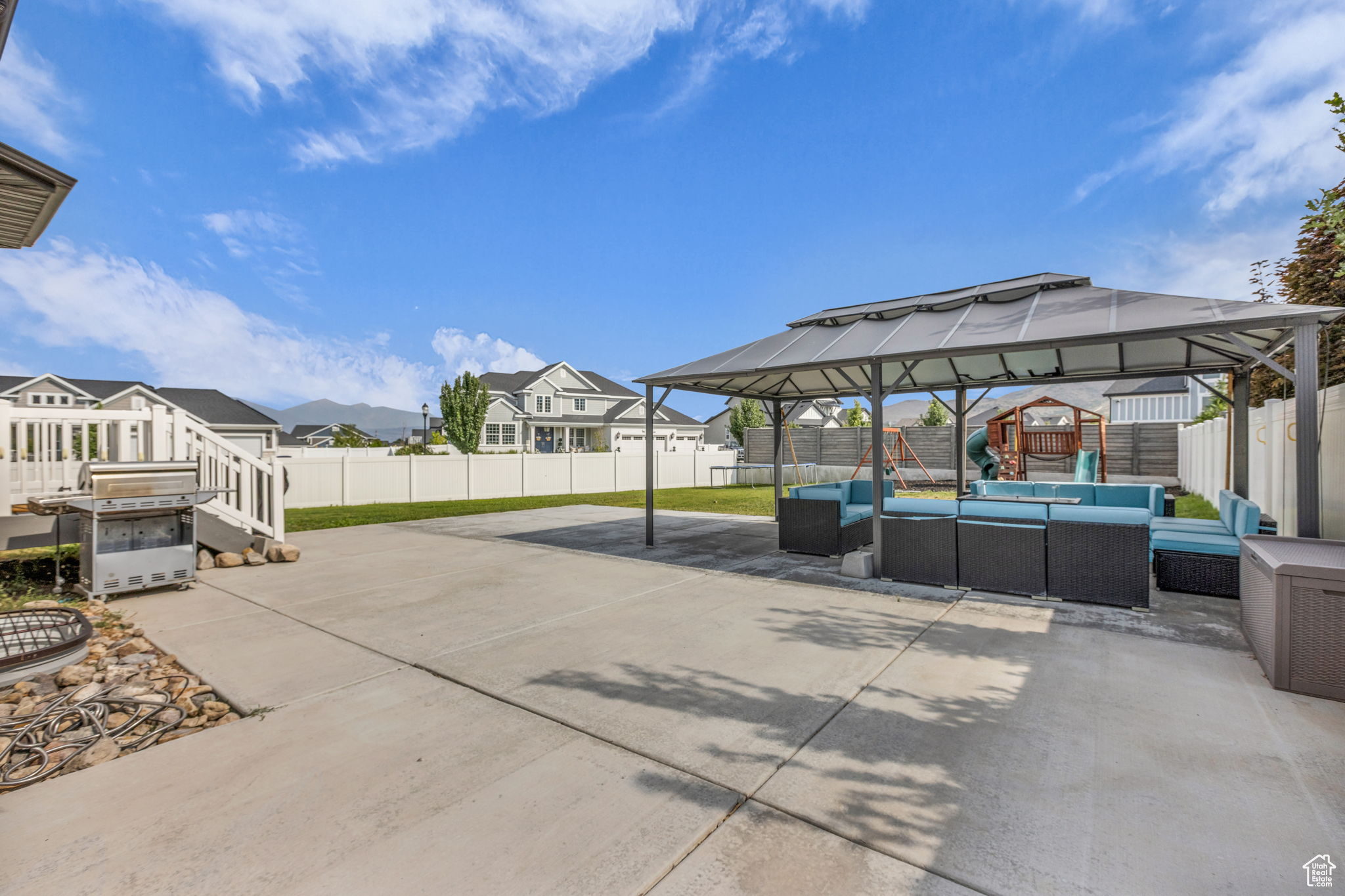 JUNIPER ESTATES - Residential