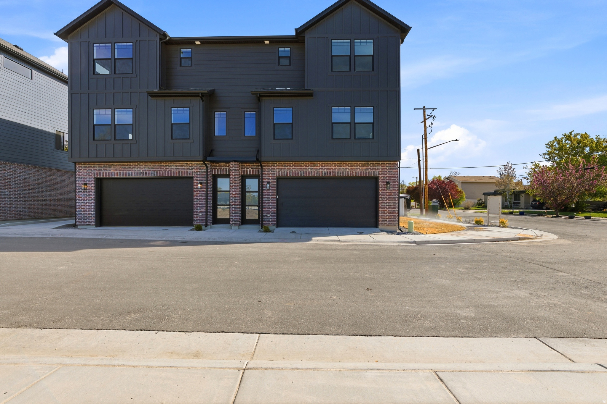 WOODHAVEN ESTATES - Residential