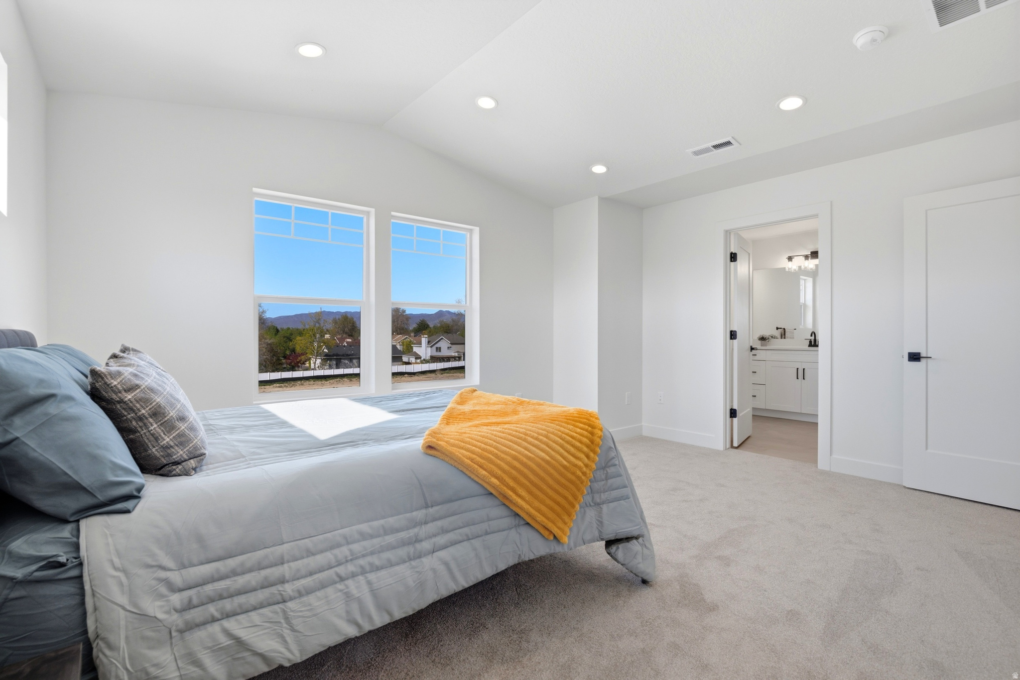 WOODHAVEN ESTATES - Residential