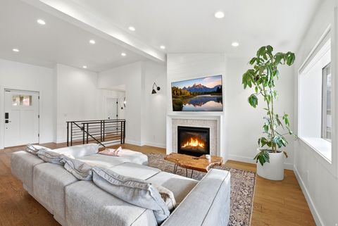 Tiny photo for 4020 S OLIVER DR E, Holladay, UT 84124 (MLS # 2136514)