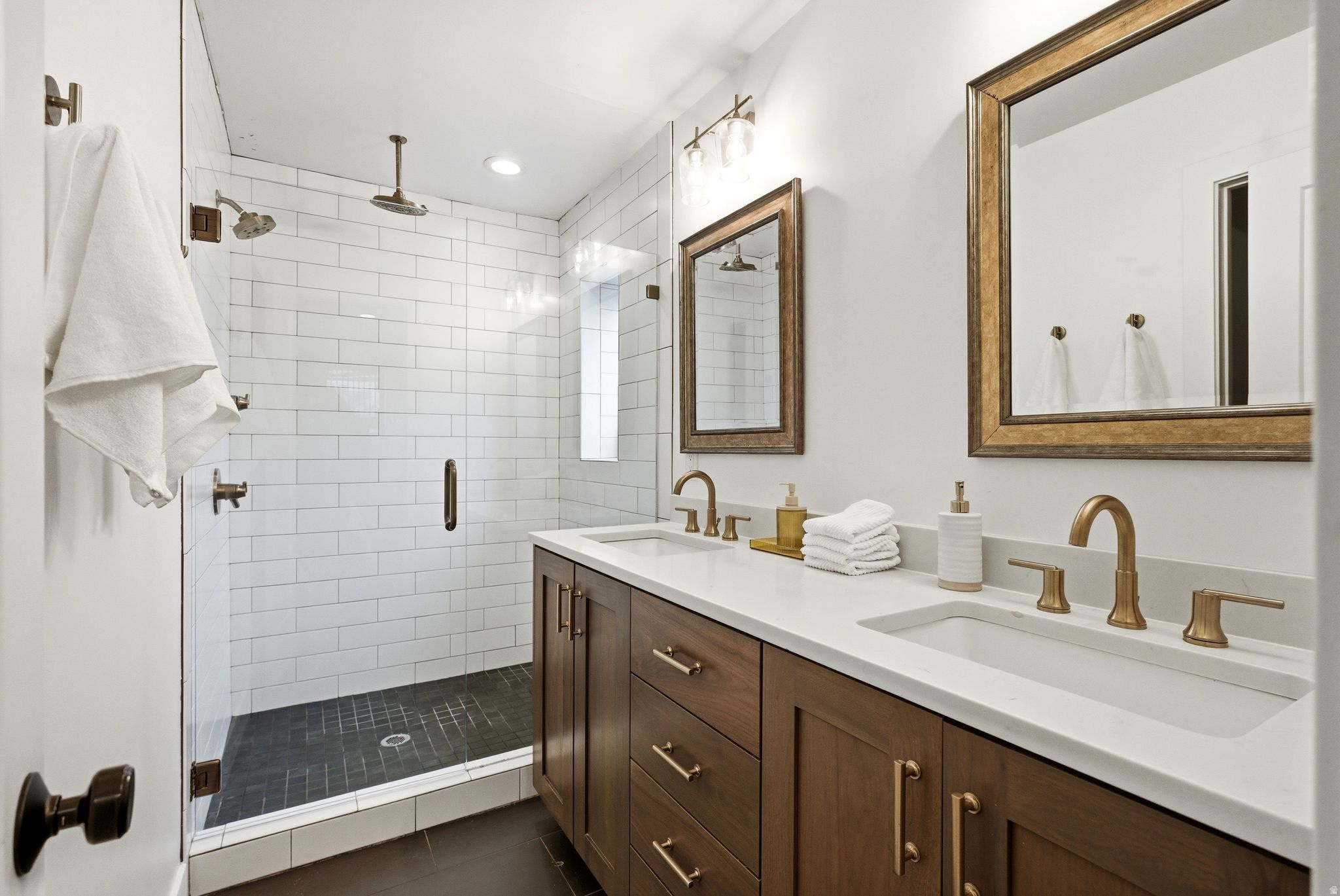 OLIVER ACRES - Residential