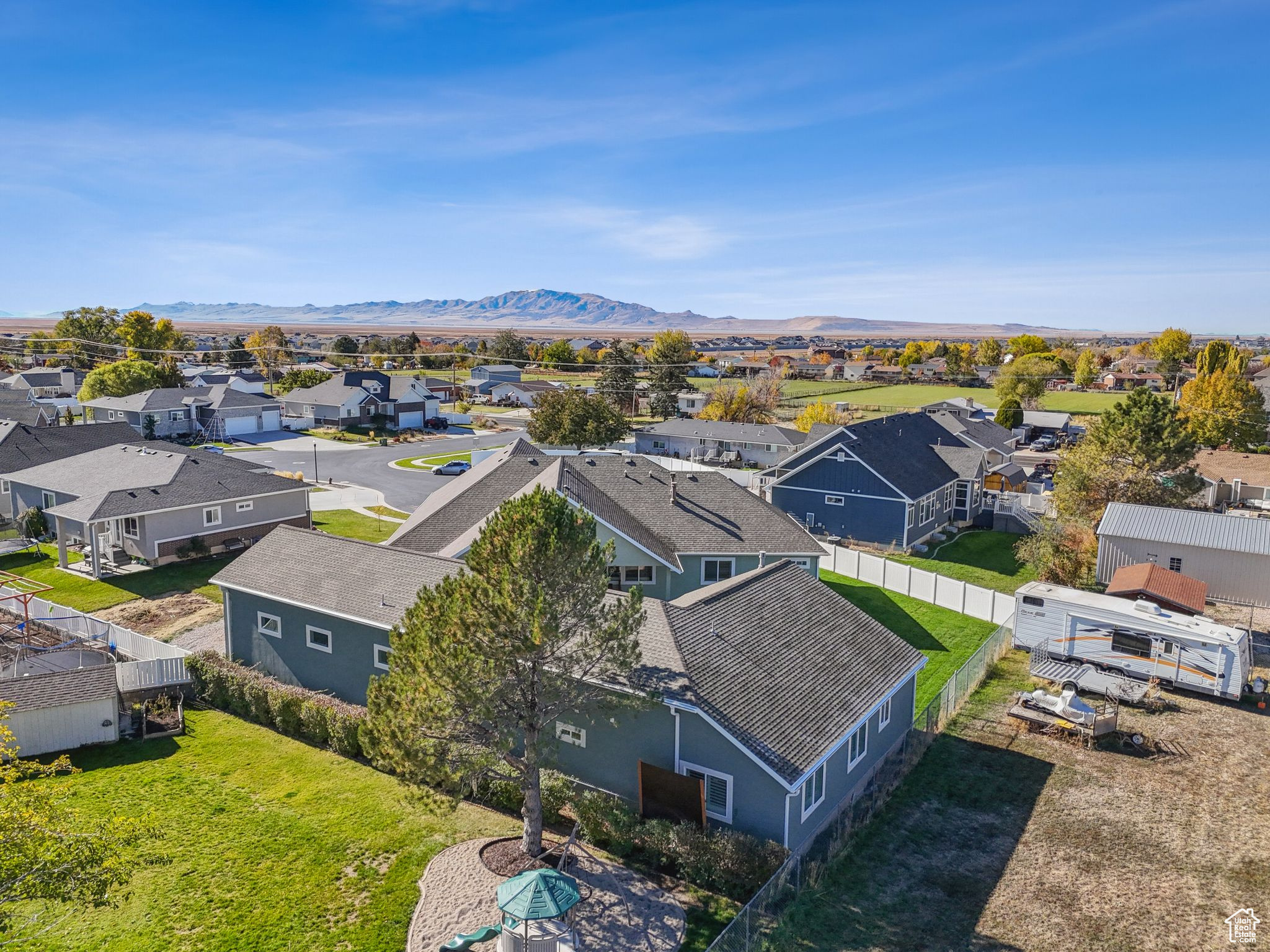 PIPER GLEN - Residential