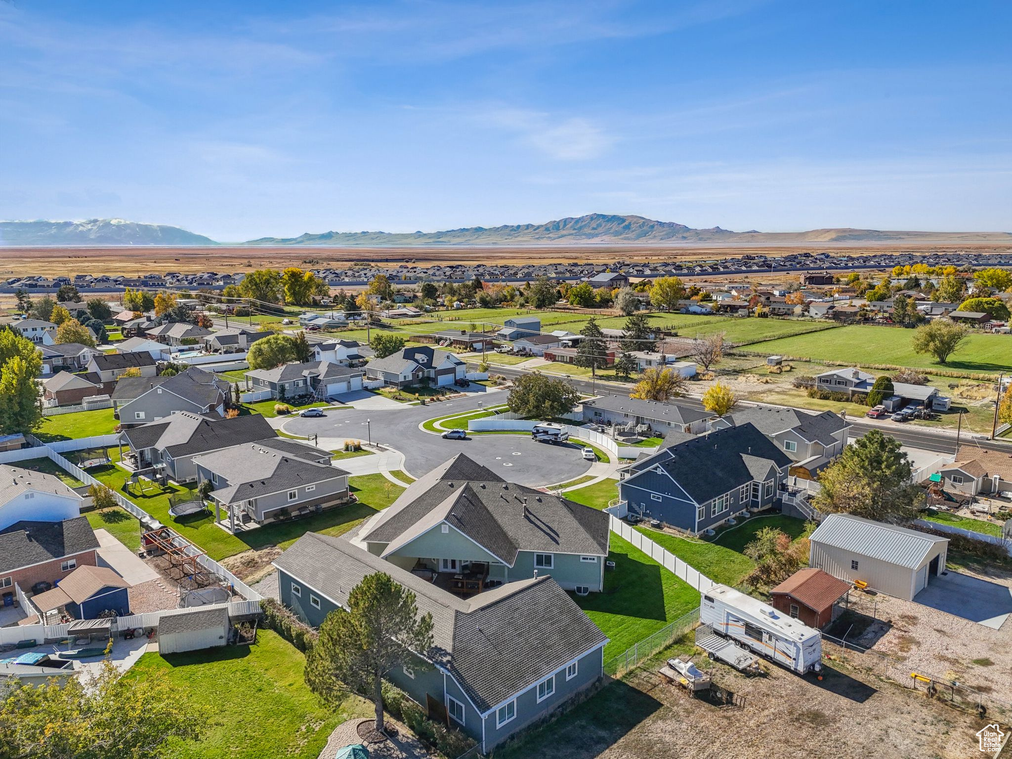 PIPER GLEN - Residential
