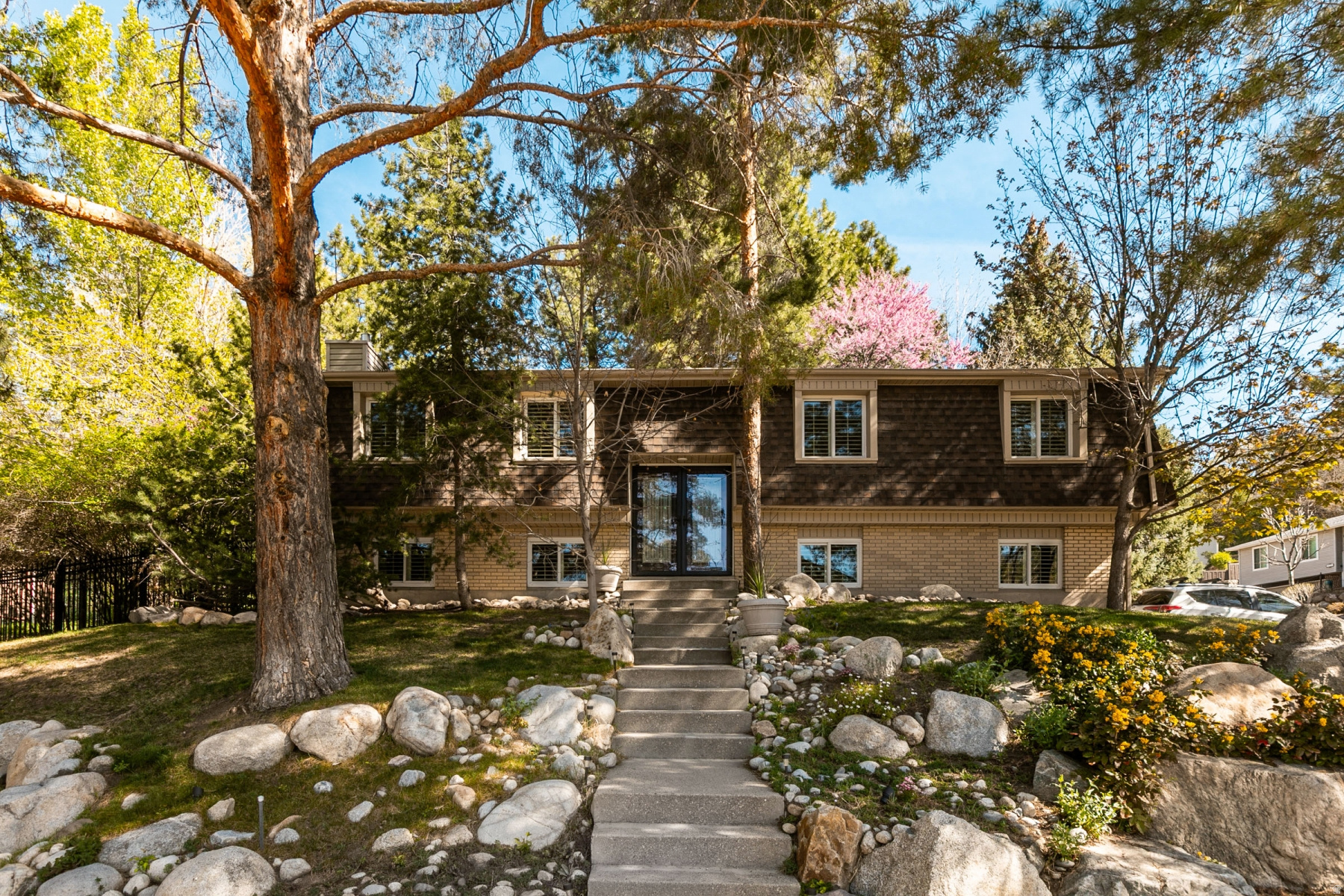 SOUTHLAND TERRACE - Residential