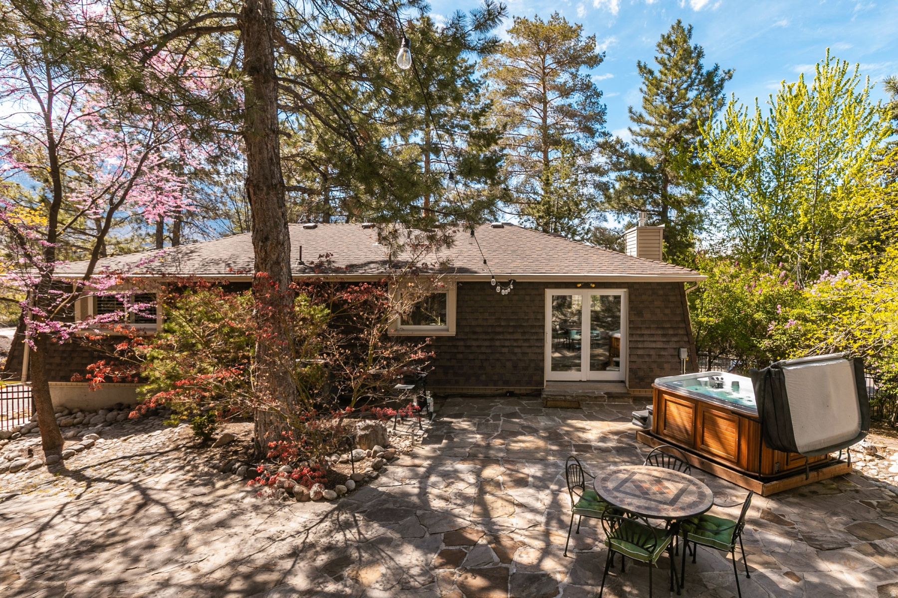 SOUTHLAND TERRACE - Residential