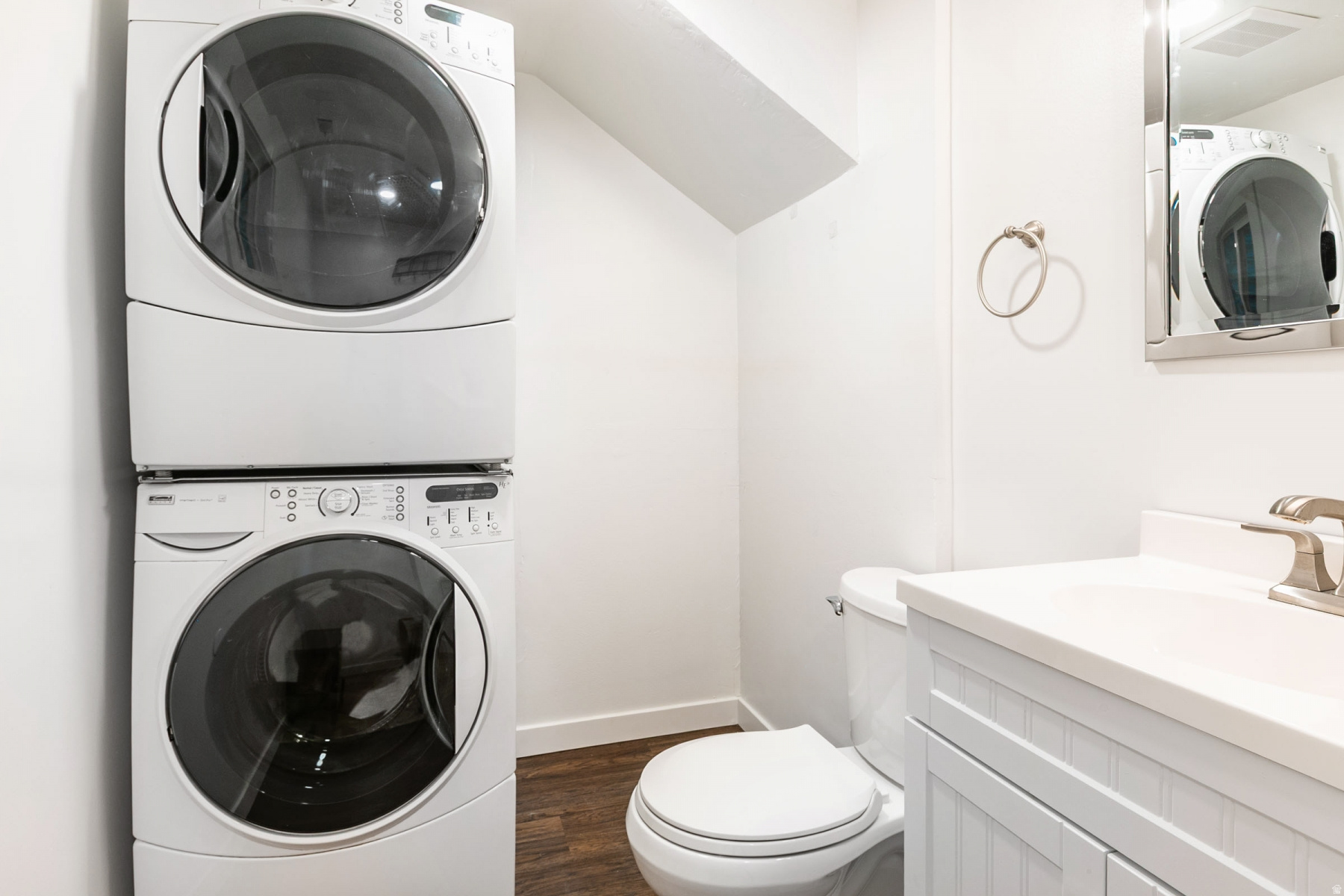 SOUTHLAND TERRACE - Residential