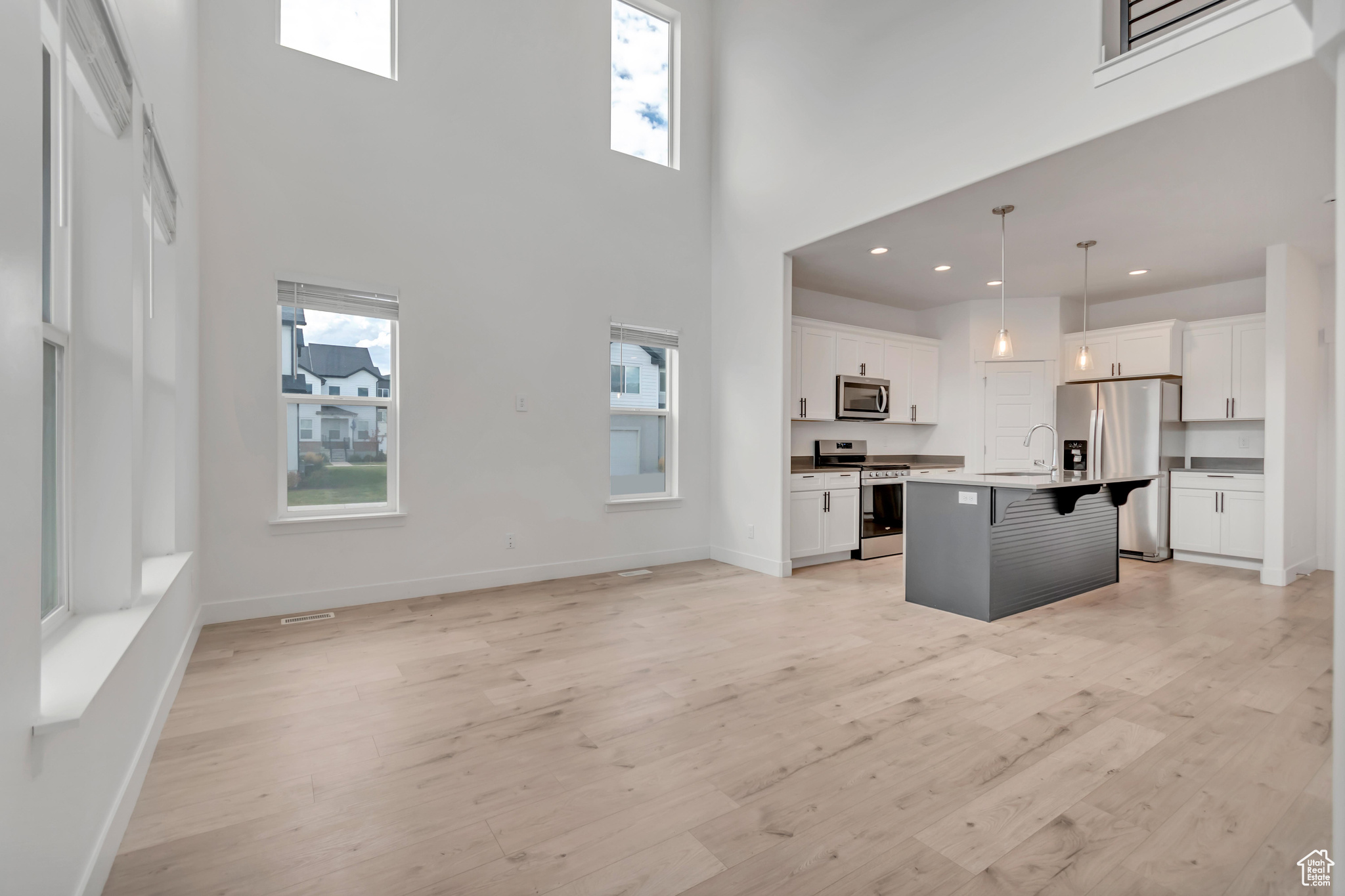 GARDNER POINT - Residential