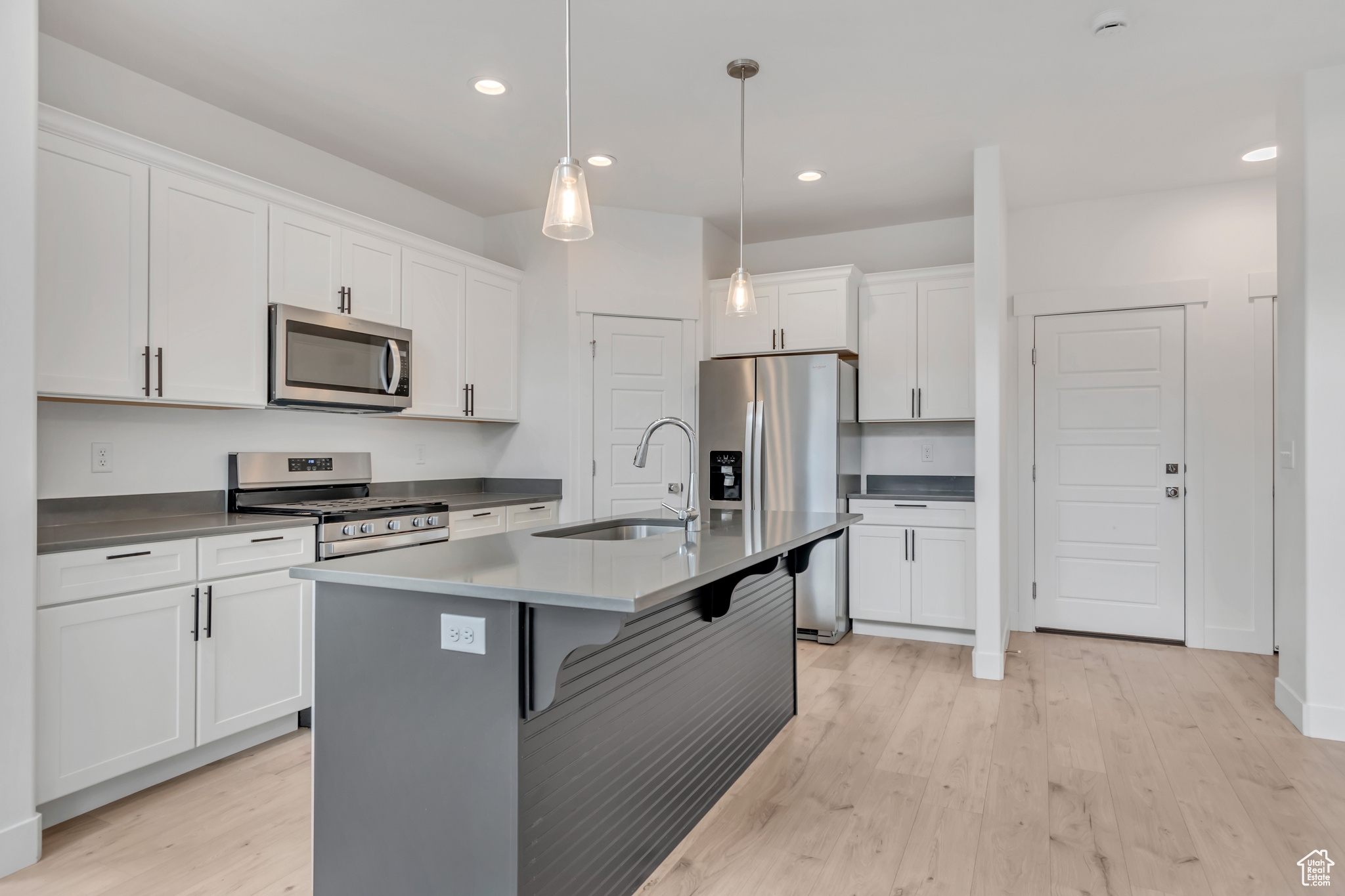 GARDNER POINT - Residential
