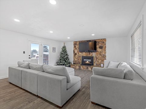 Tiny photo for 2995 E 7145 S, Cottonwood Heights, UT 84121 (MLS # 2126356)