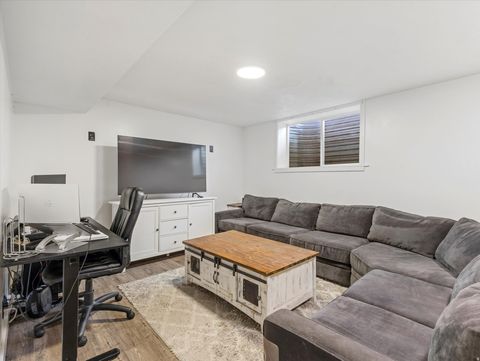 Tiny photo for 2995 E 7145 S, Cottonwood Heights, UT 84121 (MLS # 2126356)