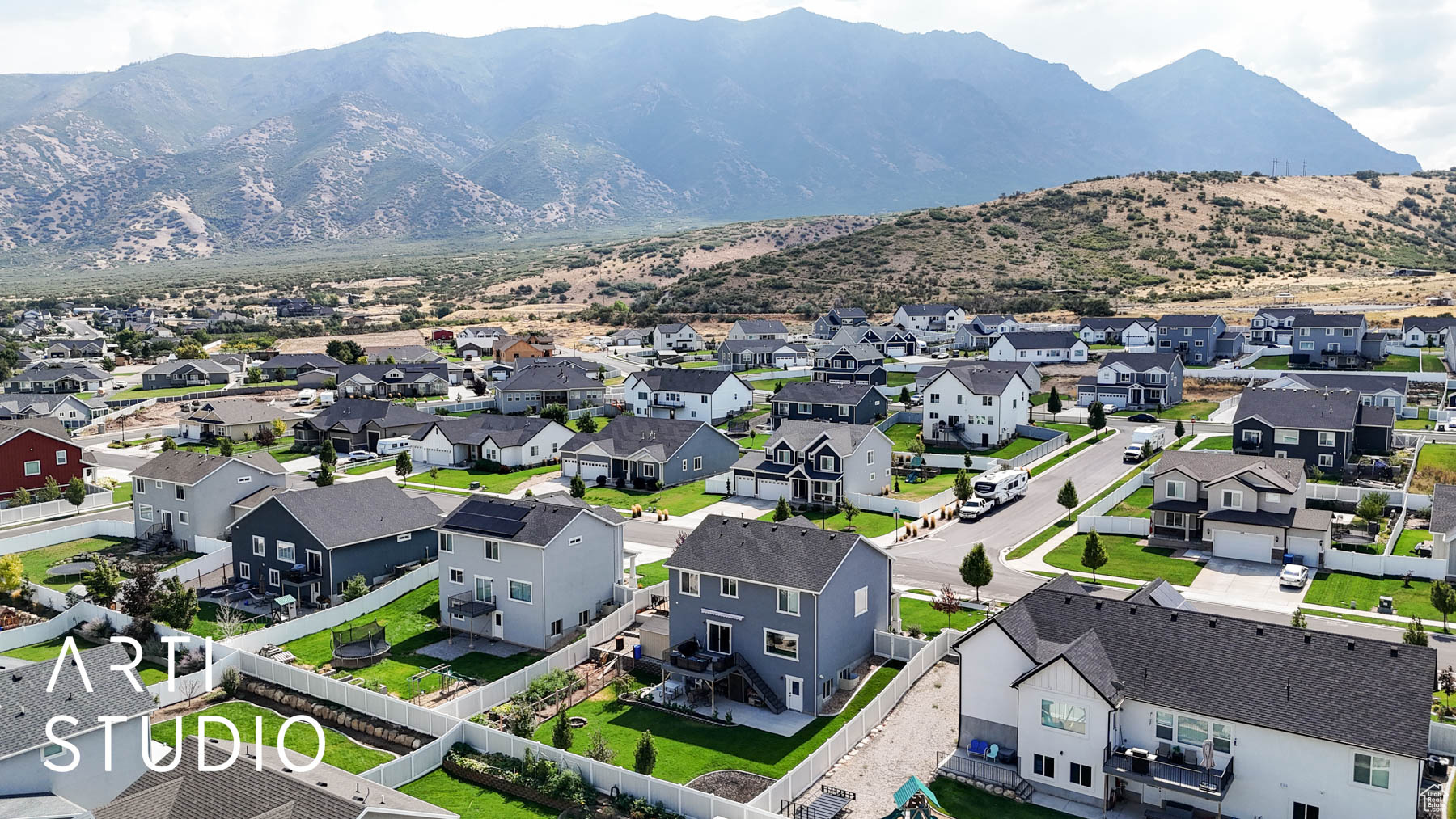 FOOTHILL VILLAGE - Residential