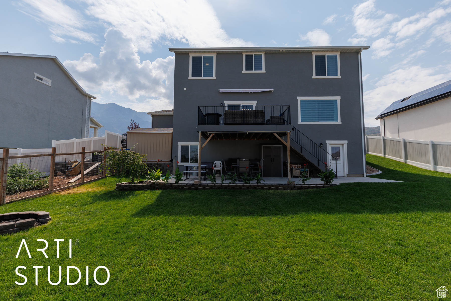 FOOTHILL VILLAGE - Residential