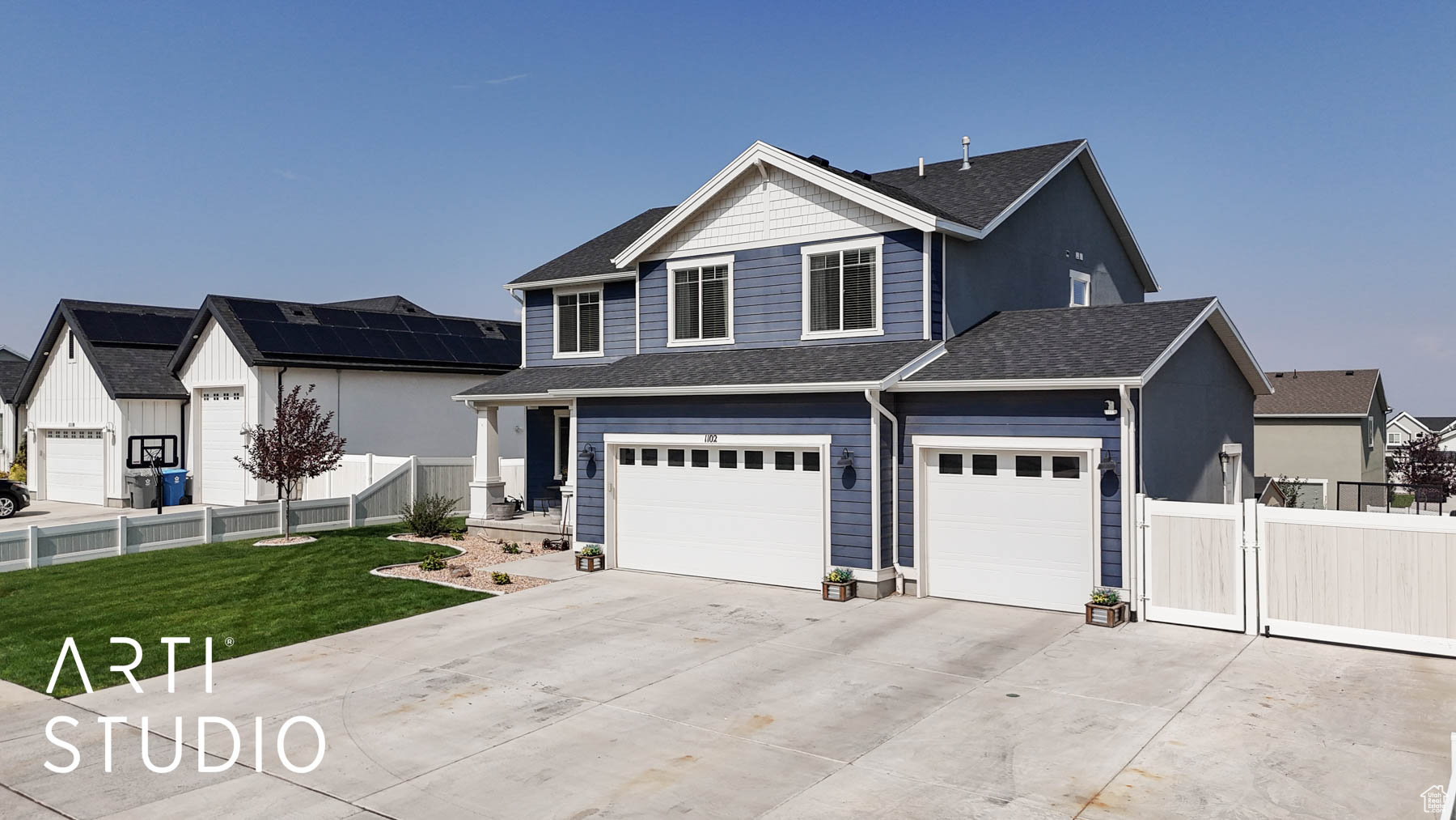 FOOTHILL VILLAGE - Residential