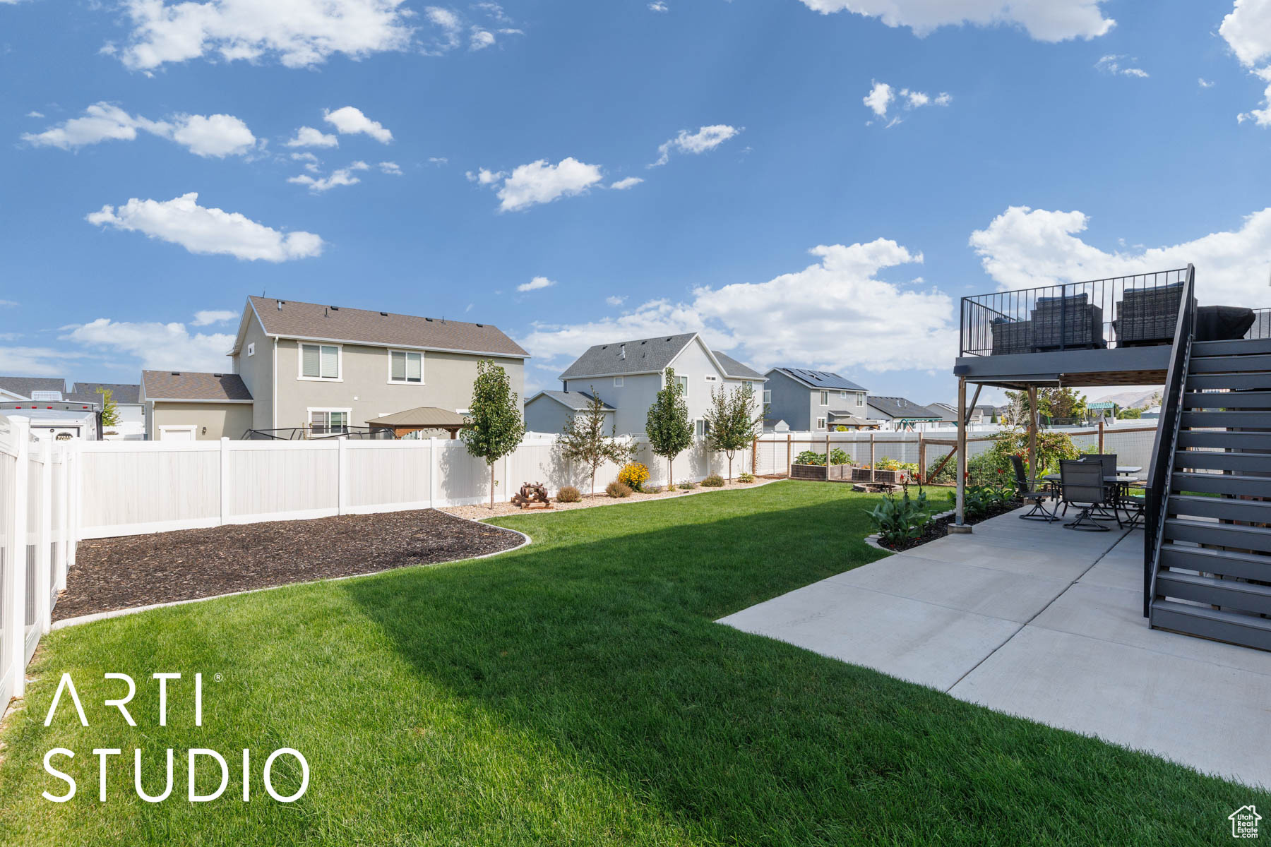 FOOTHILL VILLAGE - Residential