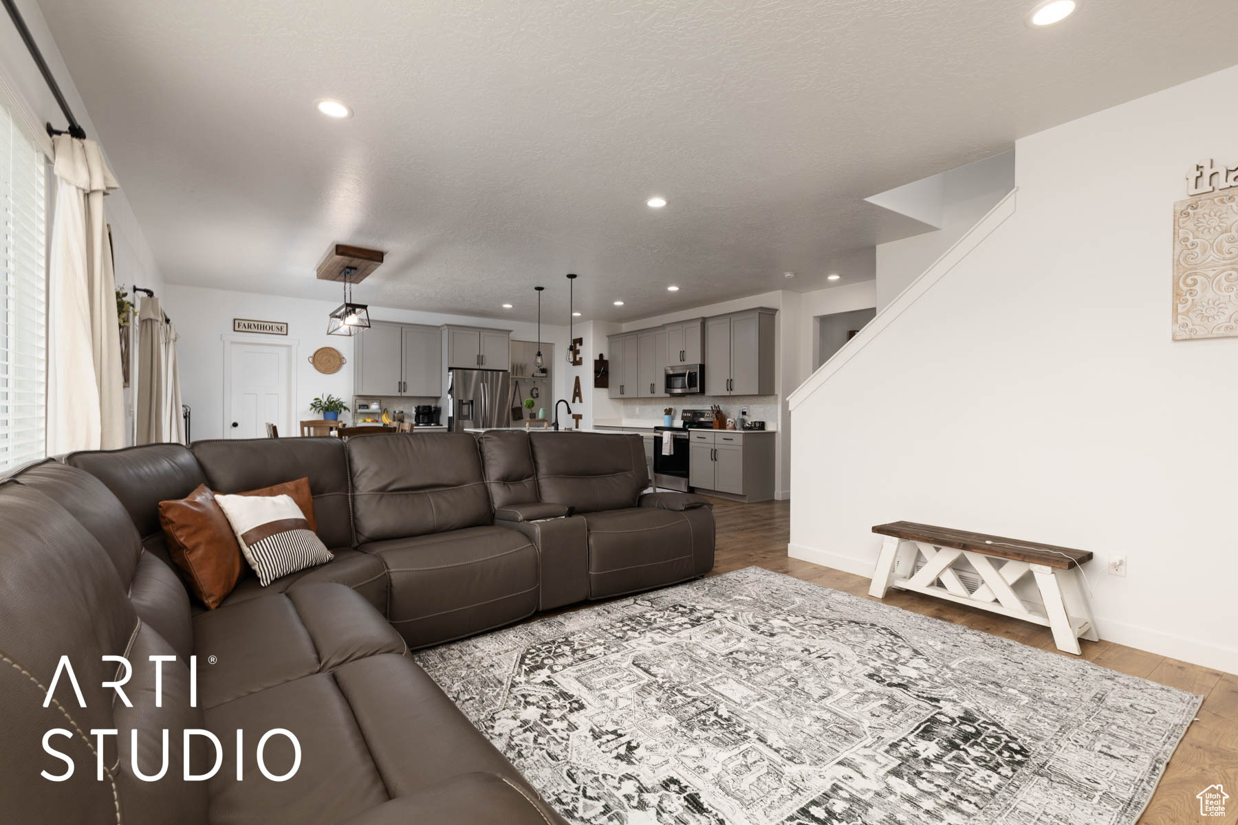 FOOTHILL VILLAGE - Residential
