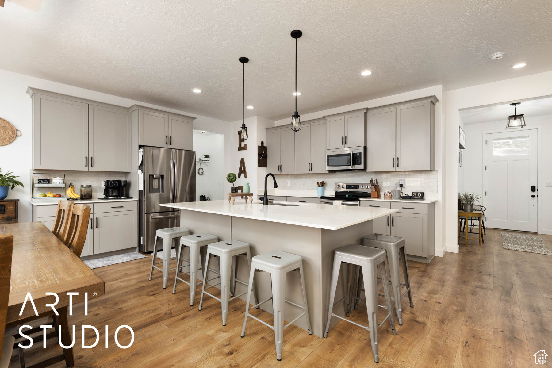 FOOTHILL VILLAGE - Residential