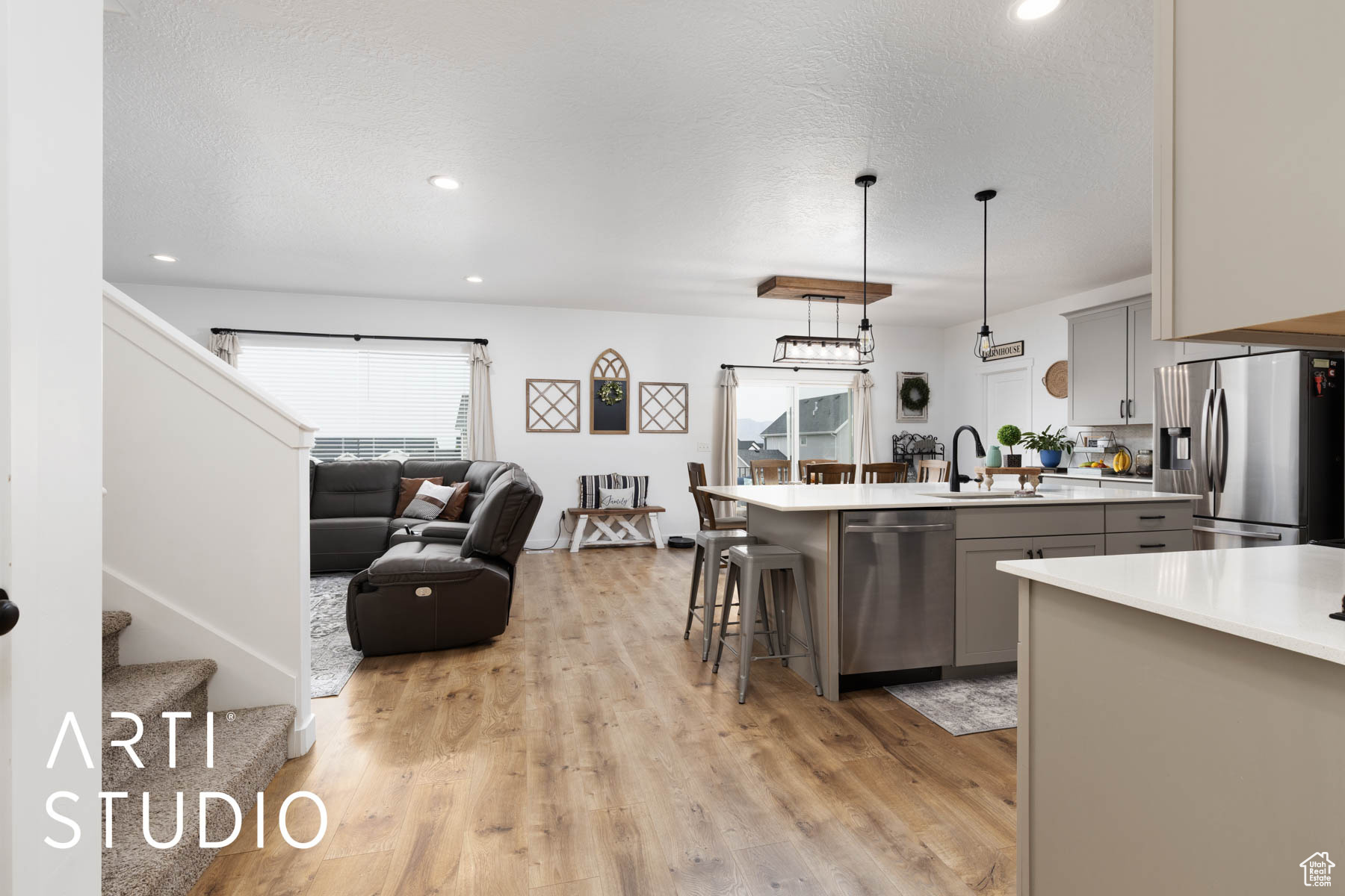 FOOTHILL VILLAGE - Residential