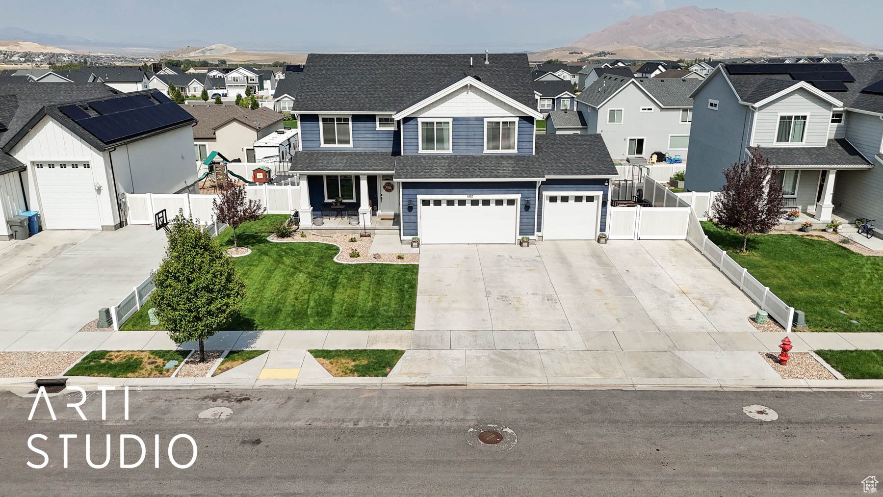 FOOTHILL VILLAGE - Residential