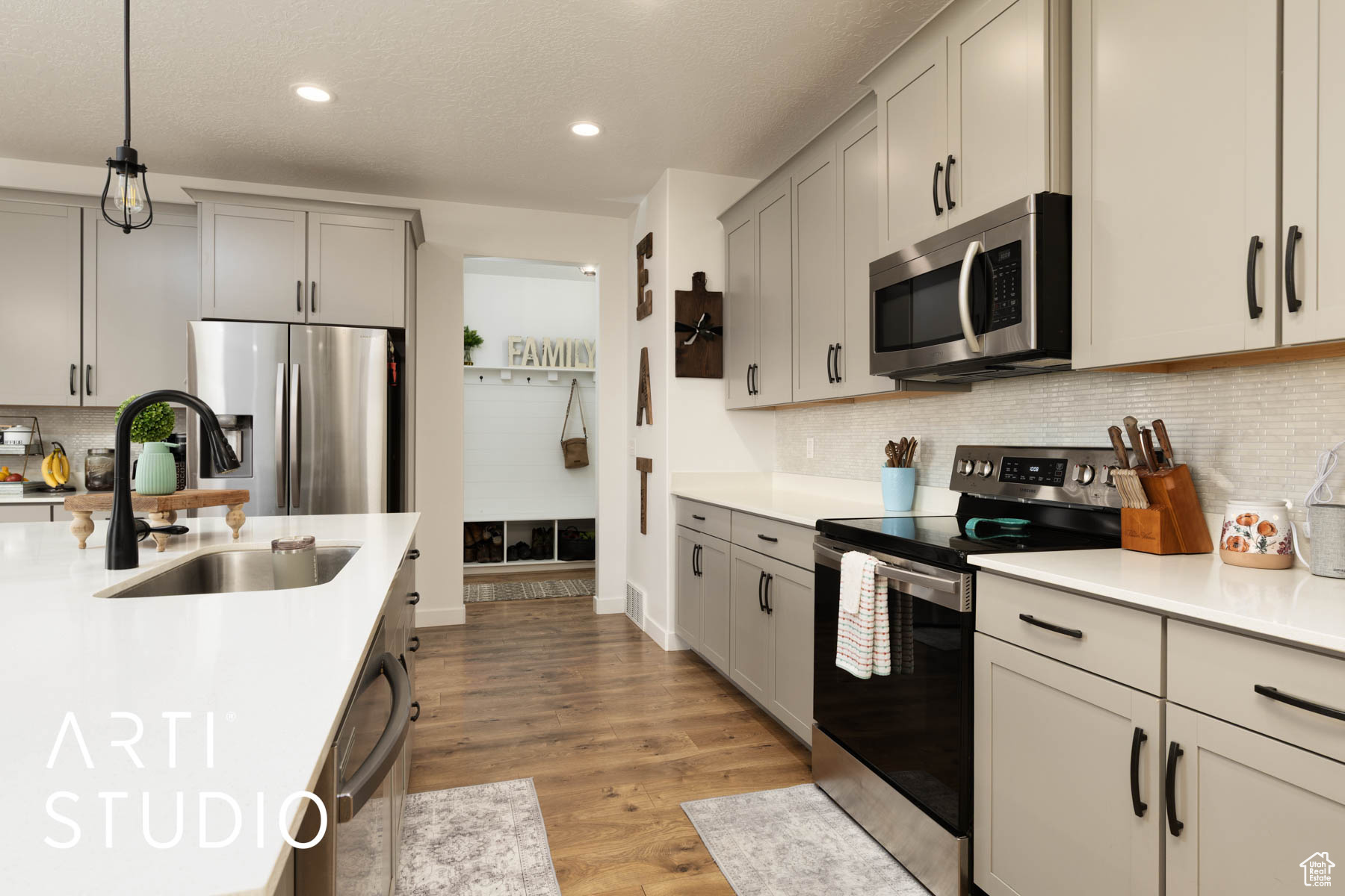 FOOTHILL VILLAGE - Residential