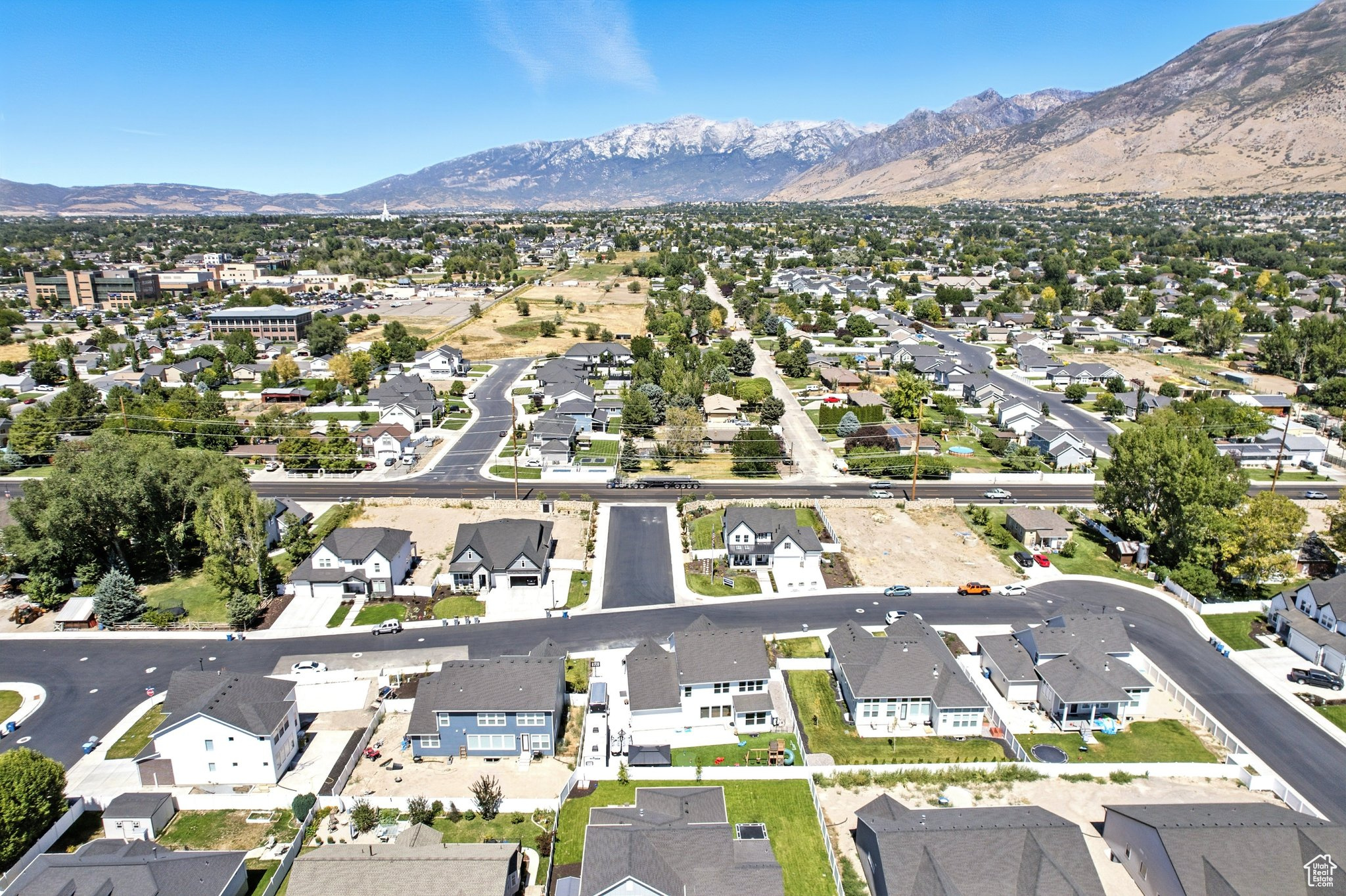 GROVE ACRES - Residential