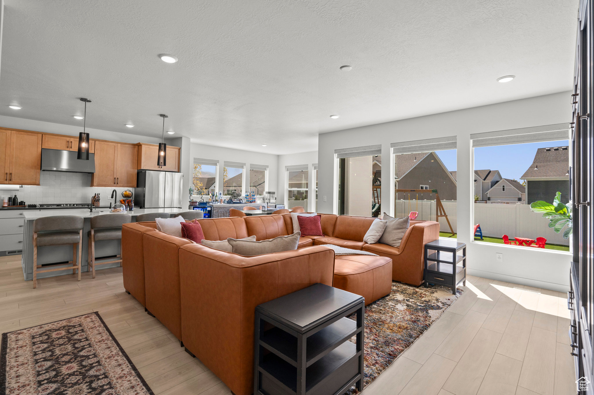 GROVE ACRES - Residential