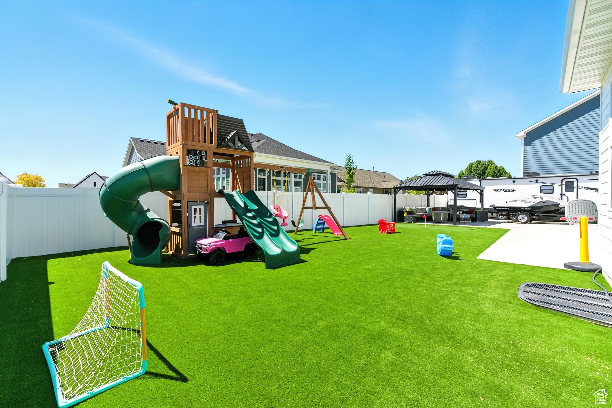 GROVE ACRES - Residential