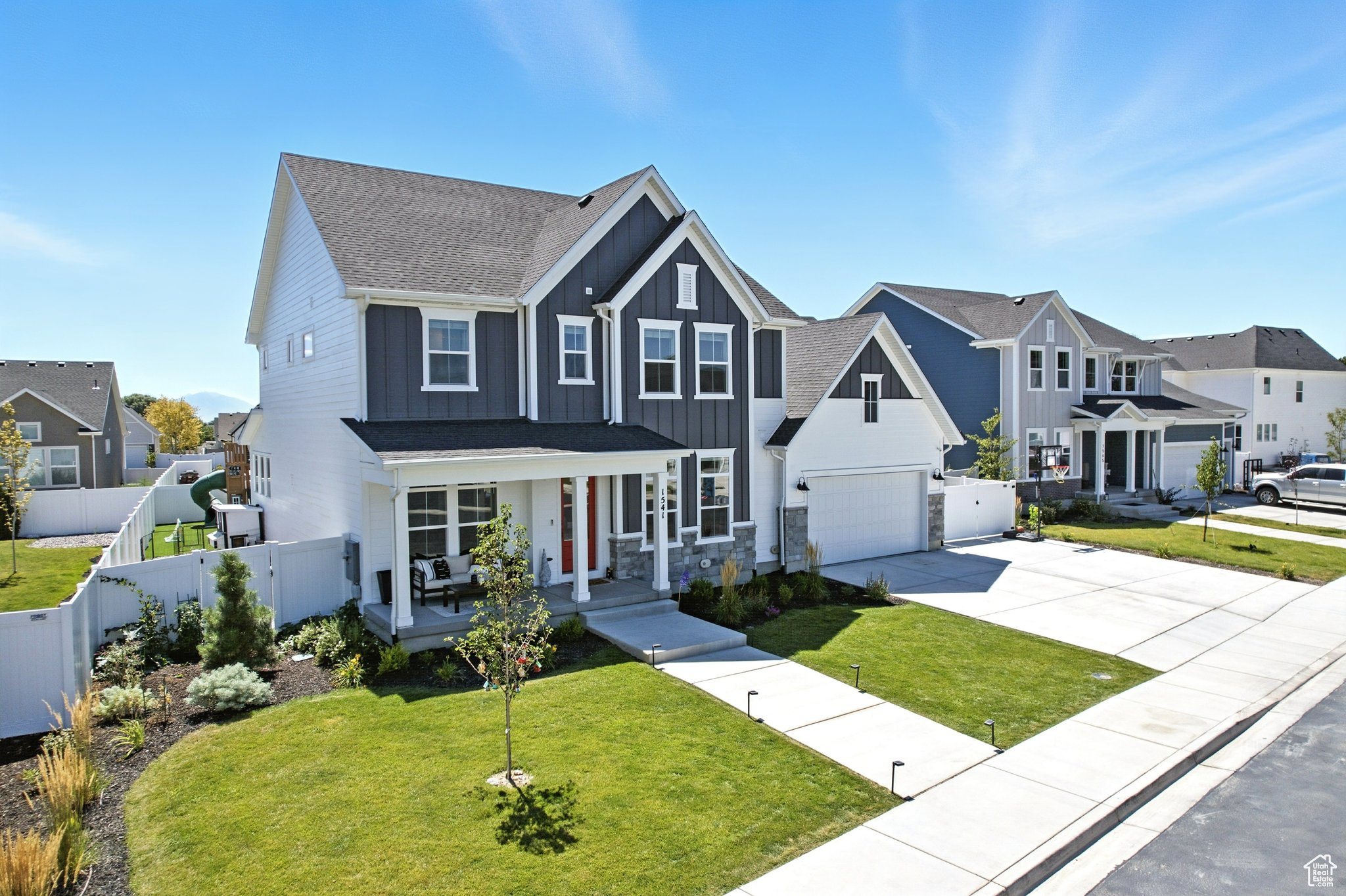 GROVE ACRES - Residential