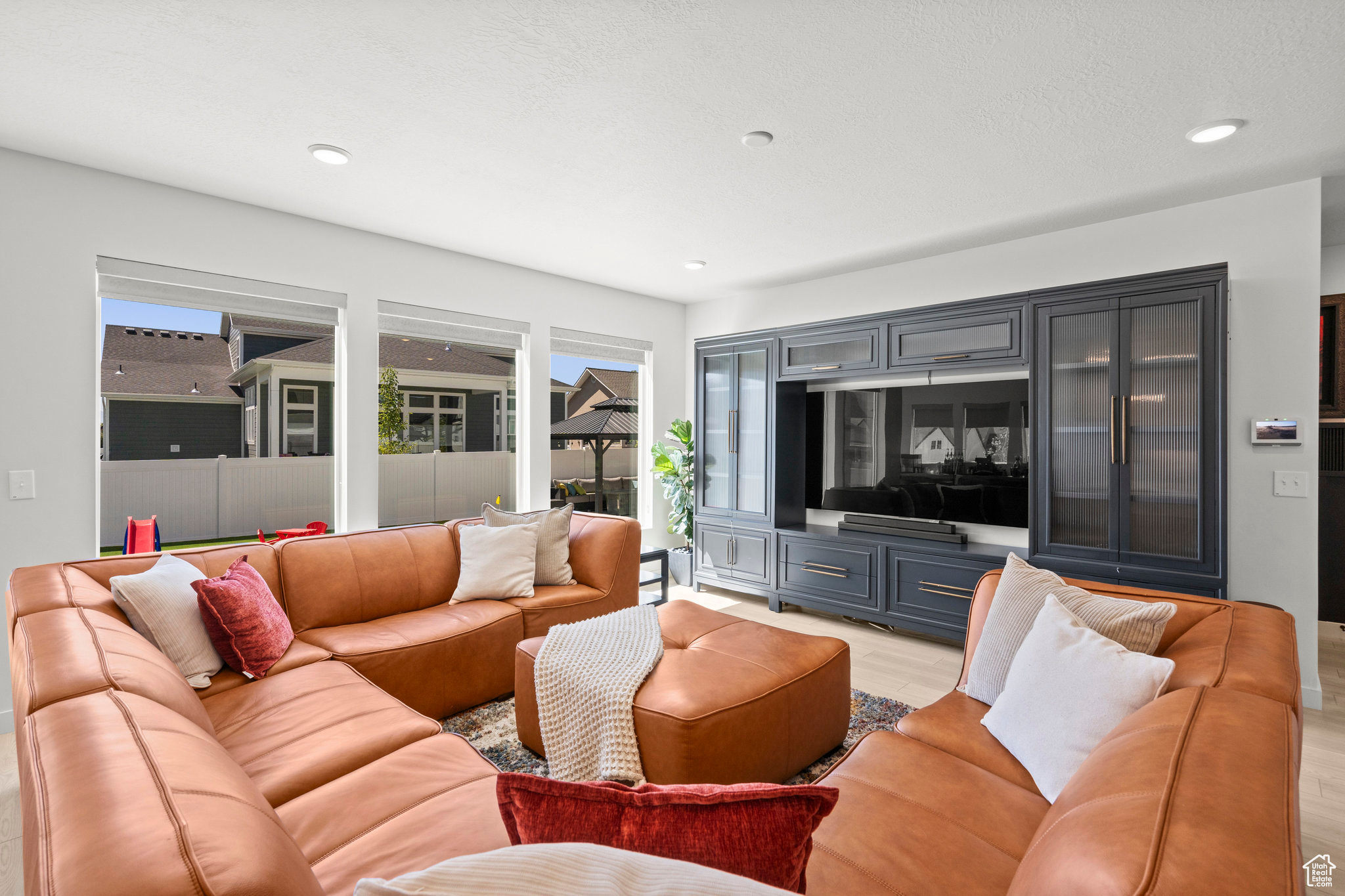 GROVE ACRES - Residential