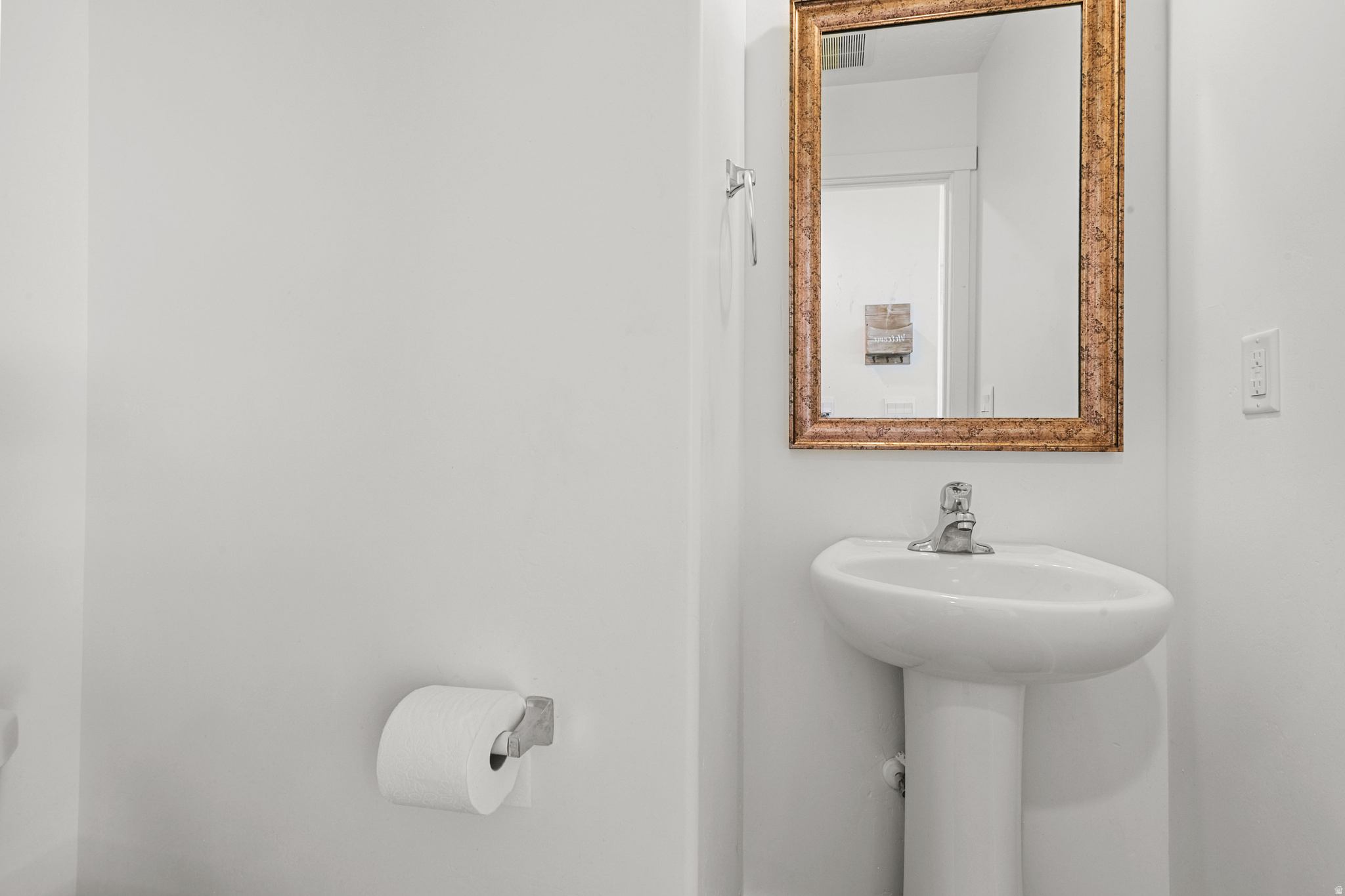 GATEWAY TO LITTLE VALLEY - Residential