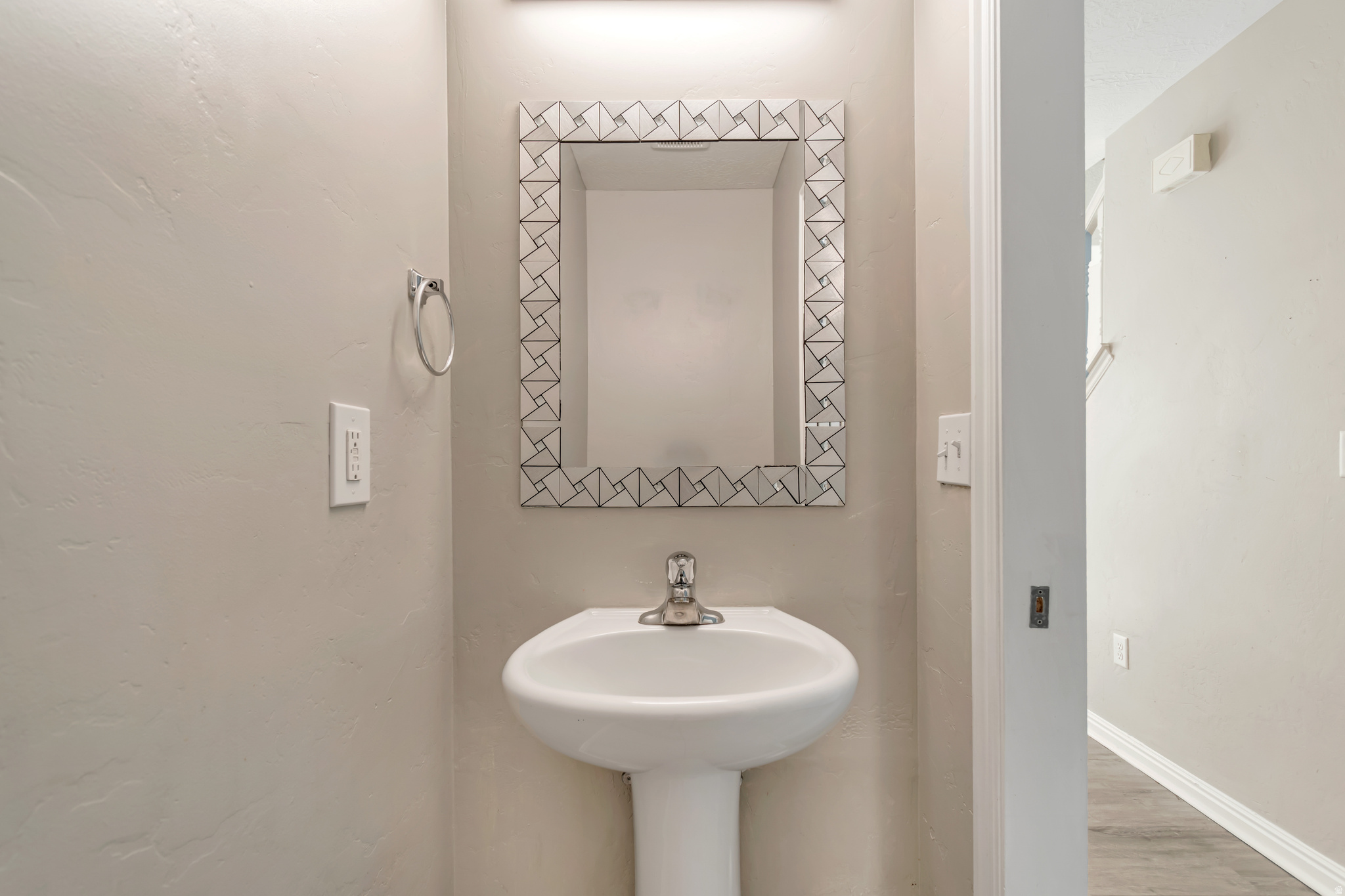 HUNTLY MANOR - Residential