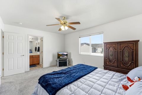 Tiny photo for 566 W 450 N, Tremonton, UT 84337 (MLS # 2126452)