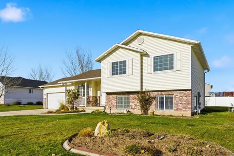Tiny photo for 566 W 450 N, Tremonton, UT 84337 (MLS # 2126452)