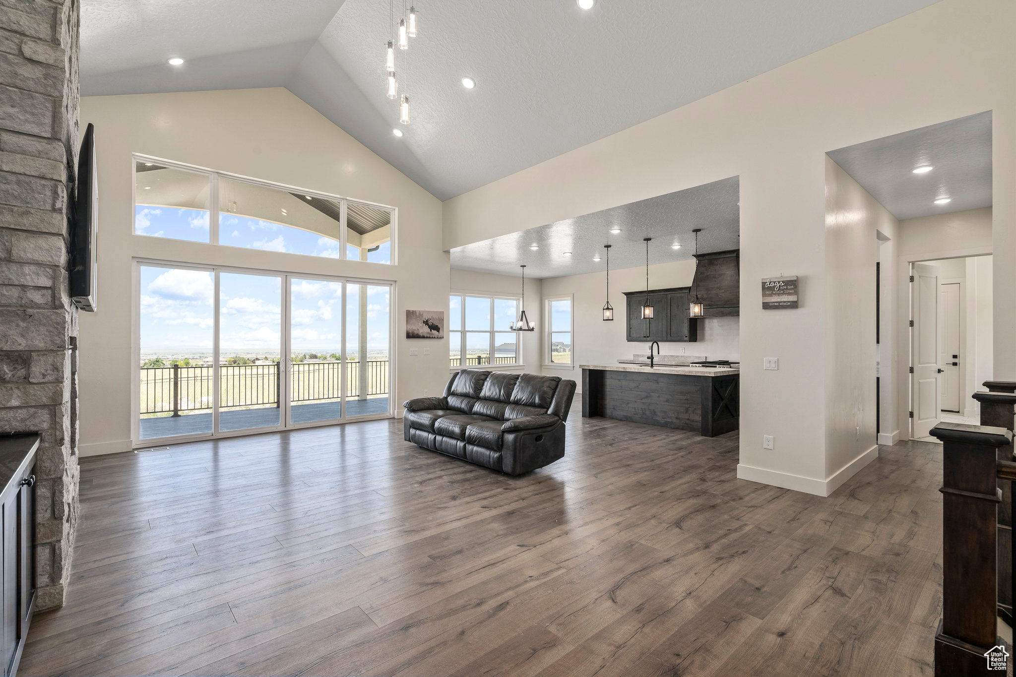 THE RANCH @ PINE CANYON - Residential