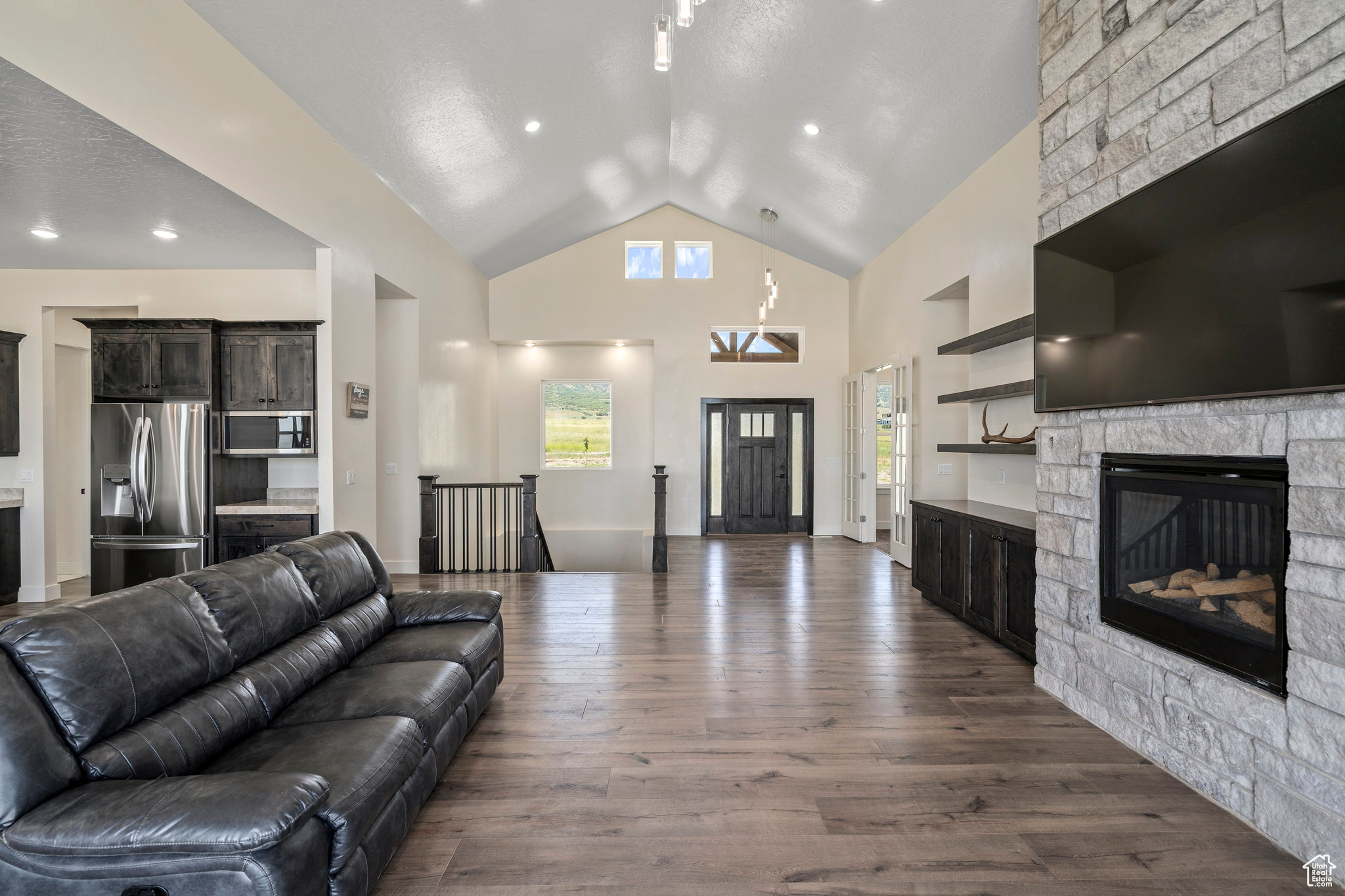 THE RANCH @ PINE CANYON - Residential