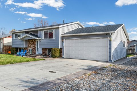 Tiny photo for 7647 S 2500 W, West Jordan, UT 84084 (MLS # 2124273)