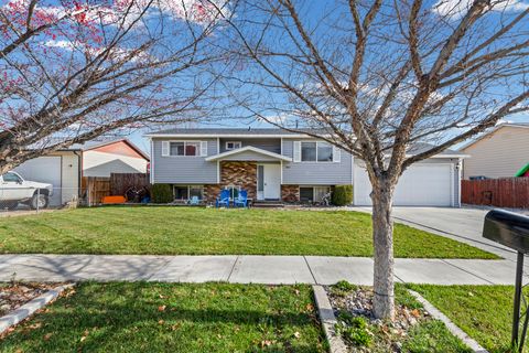 Tiny photo for 7647 S 2500 W, West Jordan, UT 84084 (MLS # 2124273)